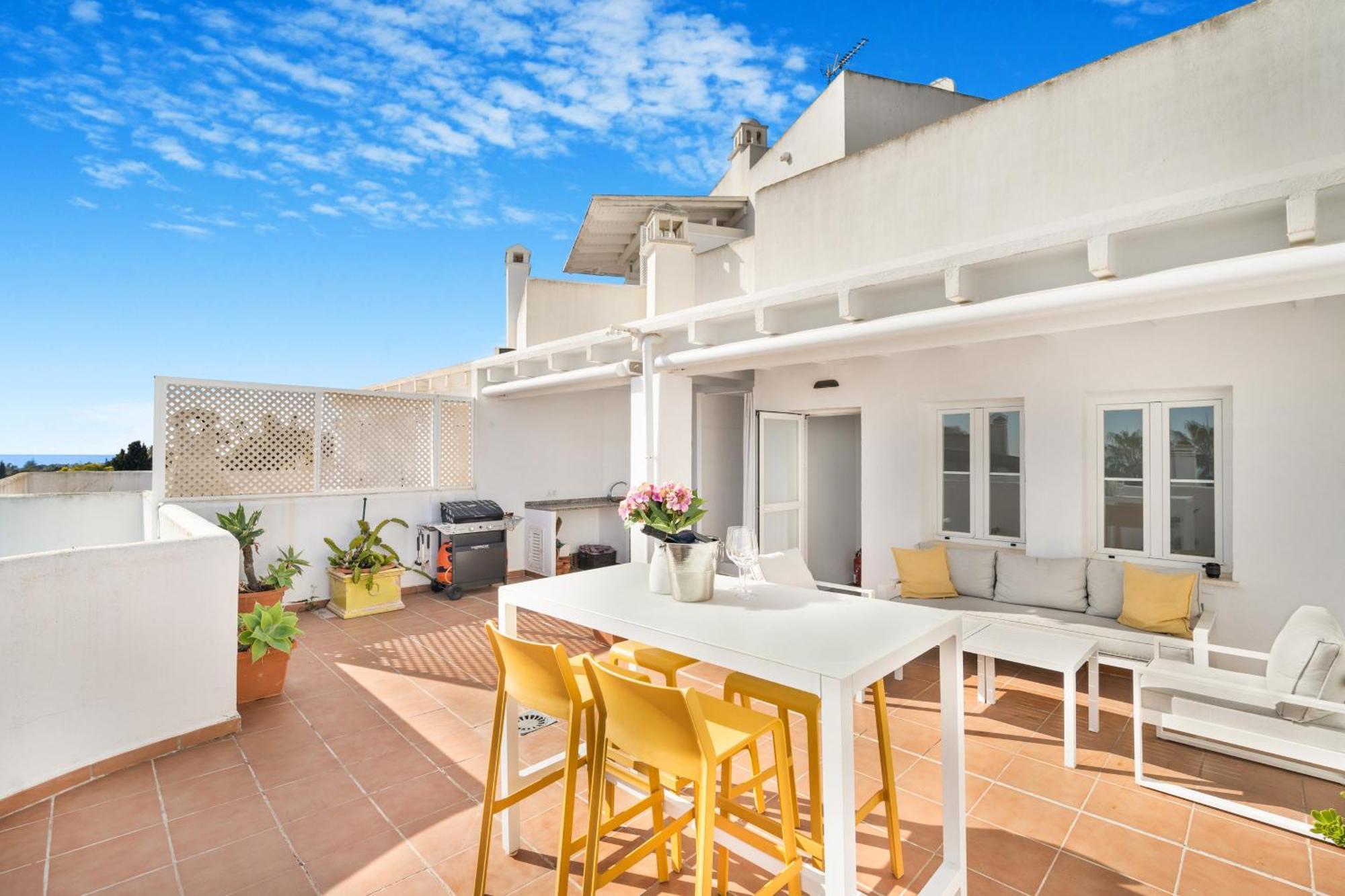 Real - 1 Bedroom Appartement *