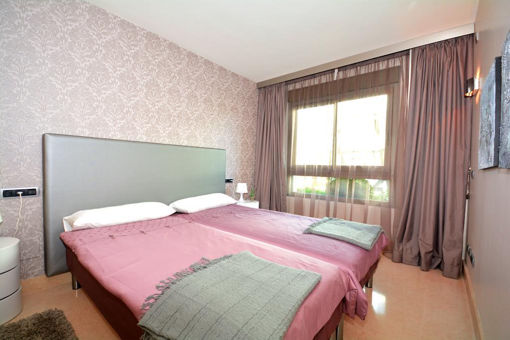Jardines Del Principe Apartment *