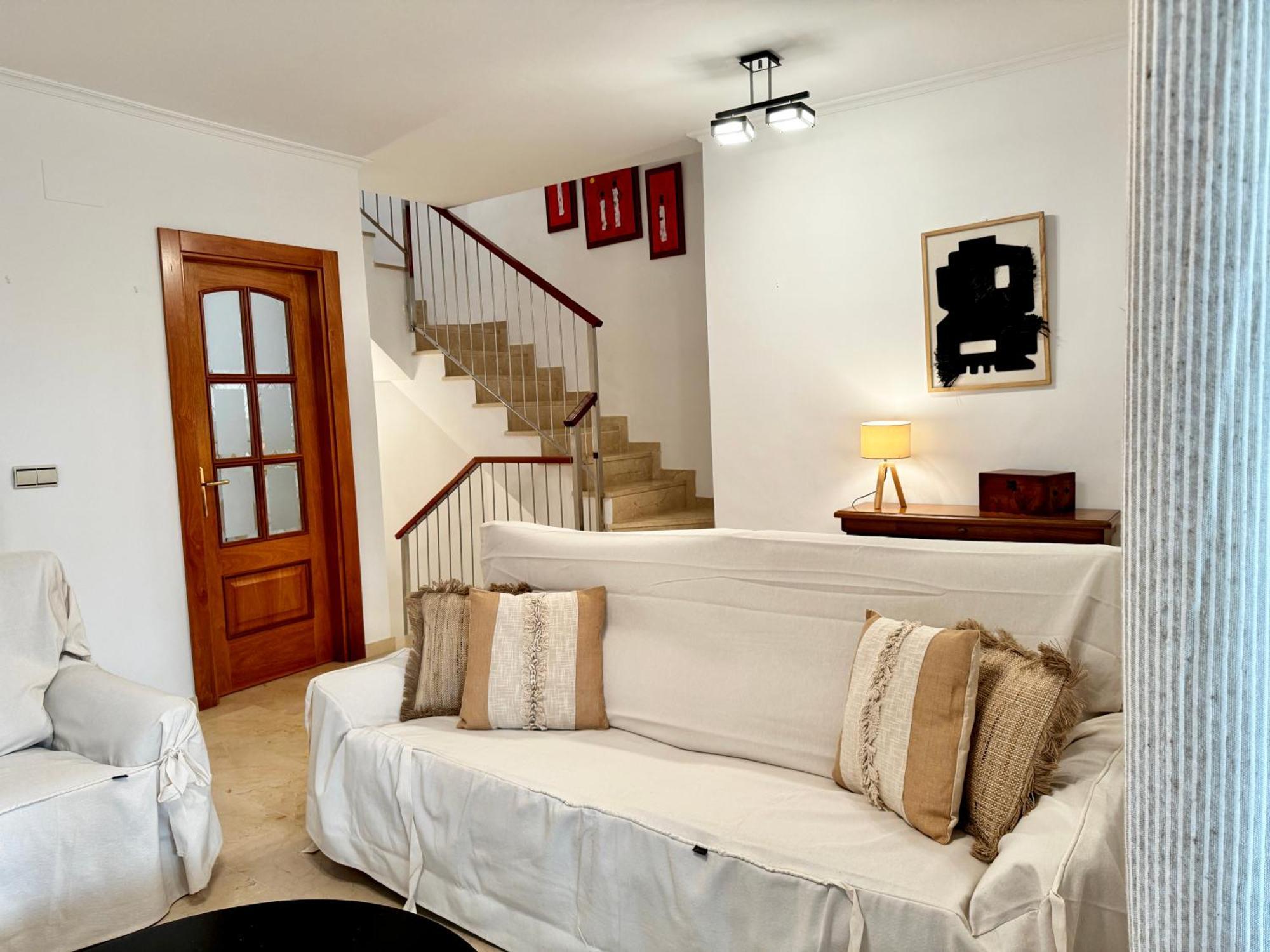 El Arenal Townhouse By The With Swimming Pool Ii- Eaw Homes Vakantiehuis Marbella