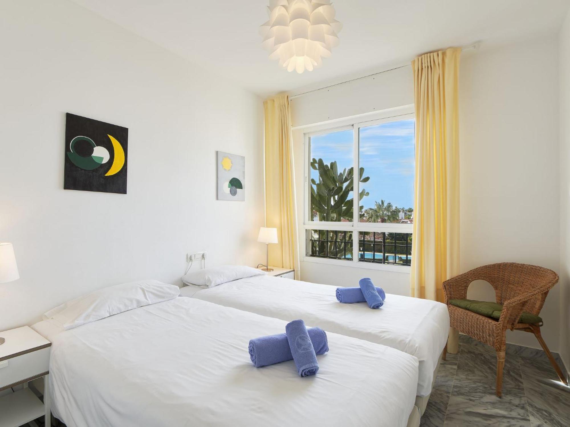 Apartment Lorcrisur By Interhome