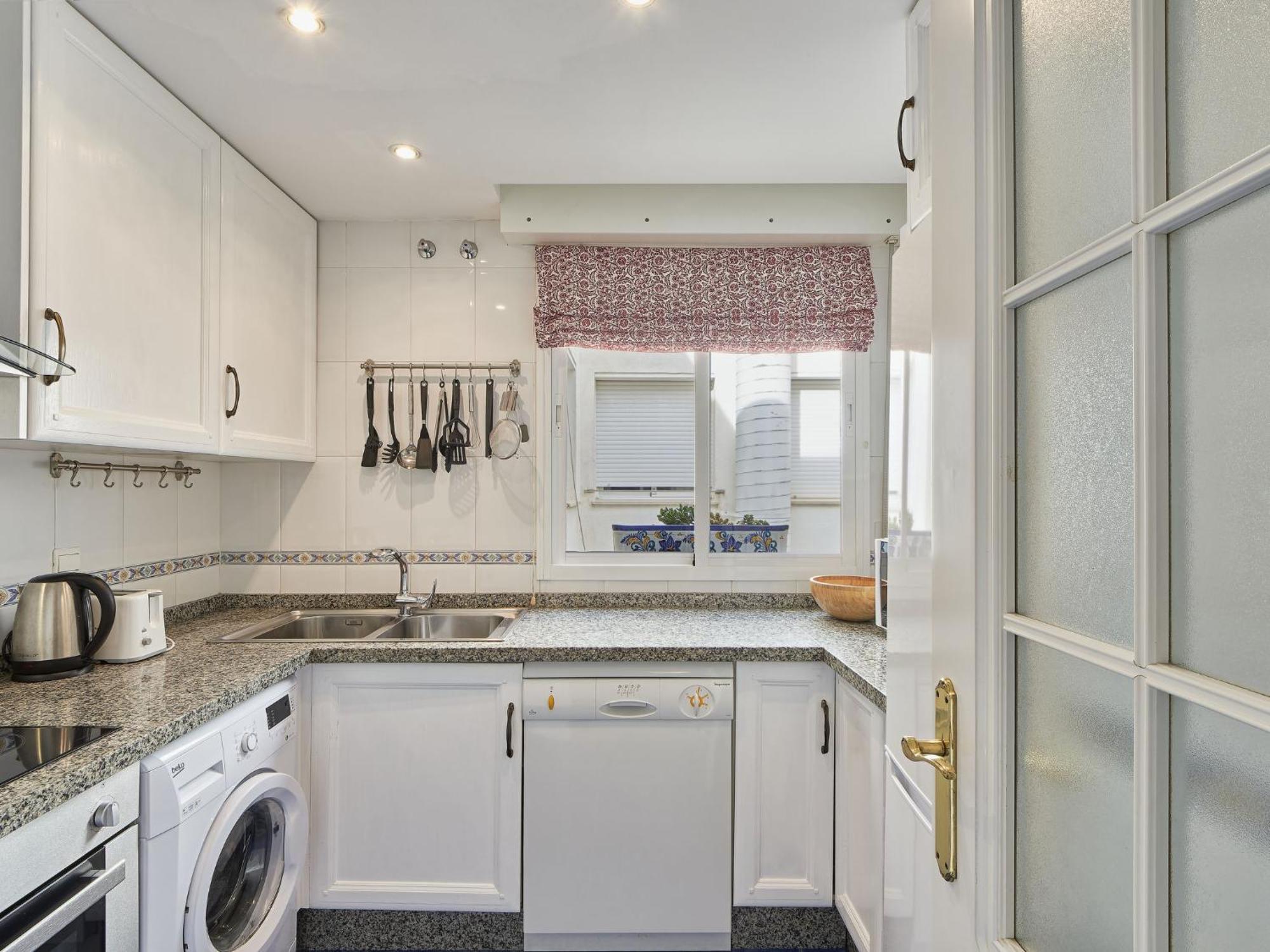 Apartment Lorcrisur By Interhome