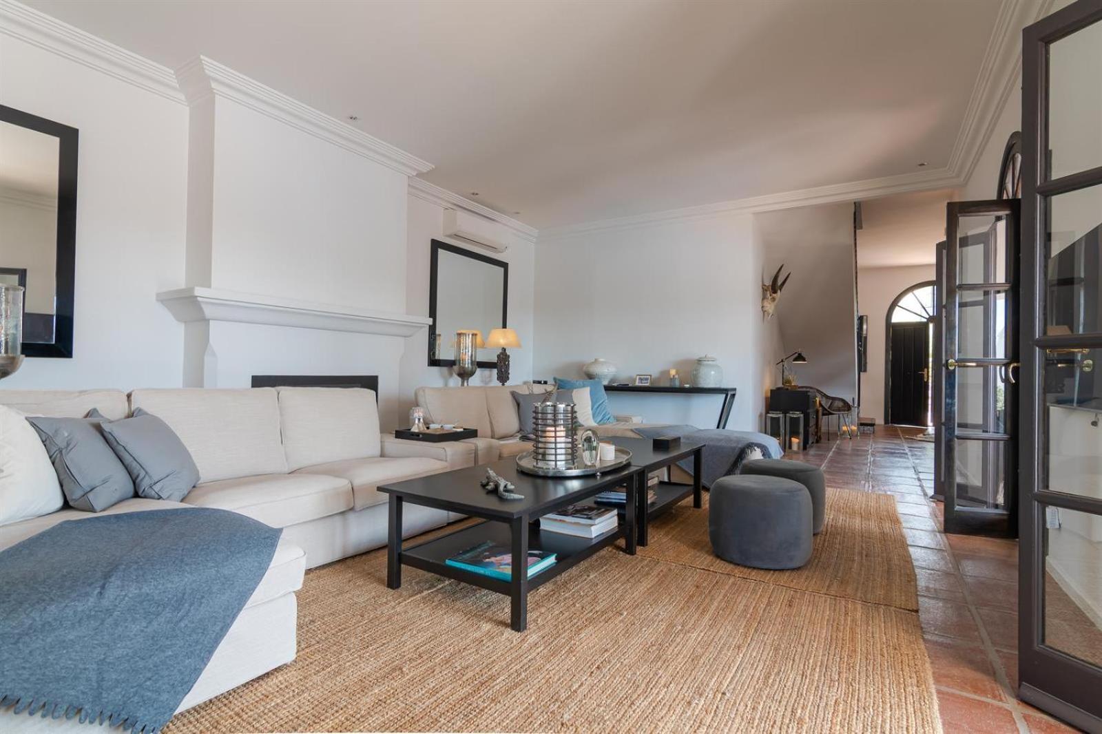 Luxury In Golden Mile Villa Marbella