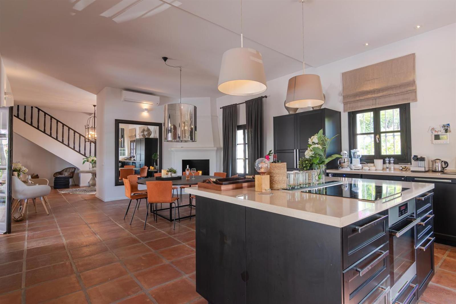 Luxury In Golden Mile *