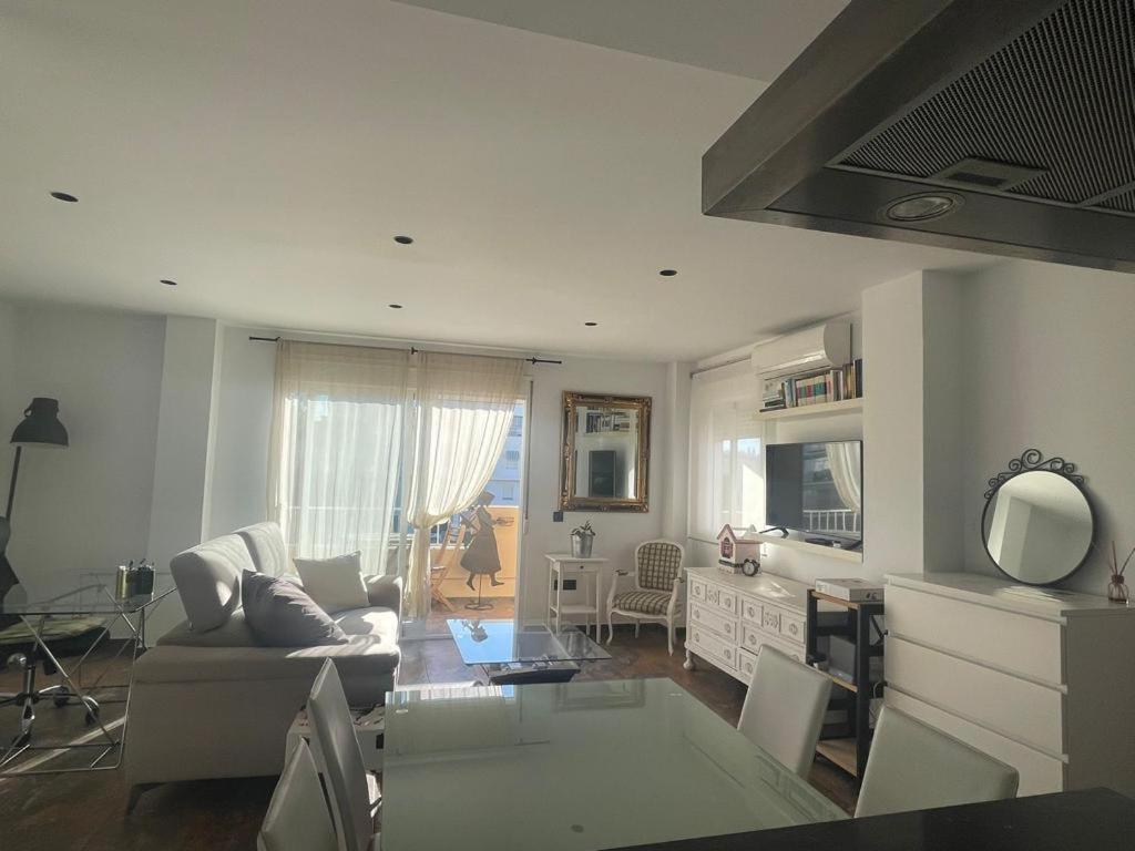 Marbella Beach Apartment *