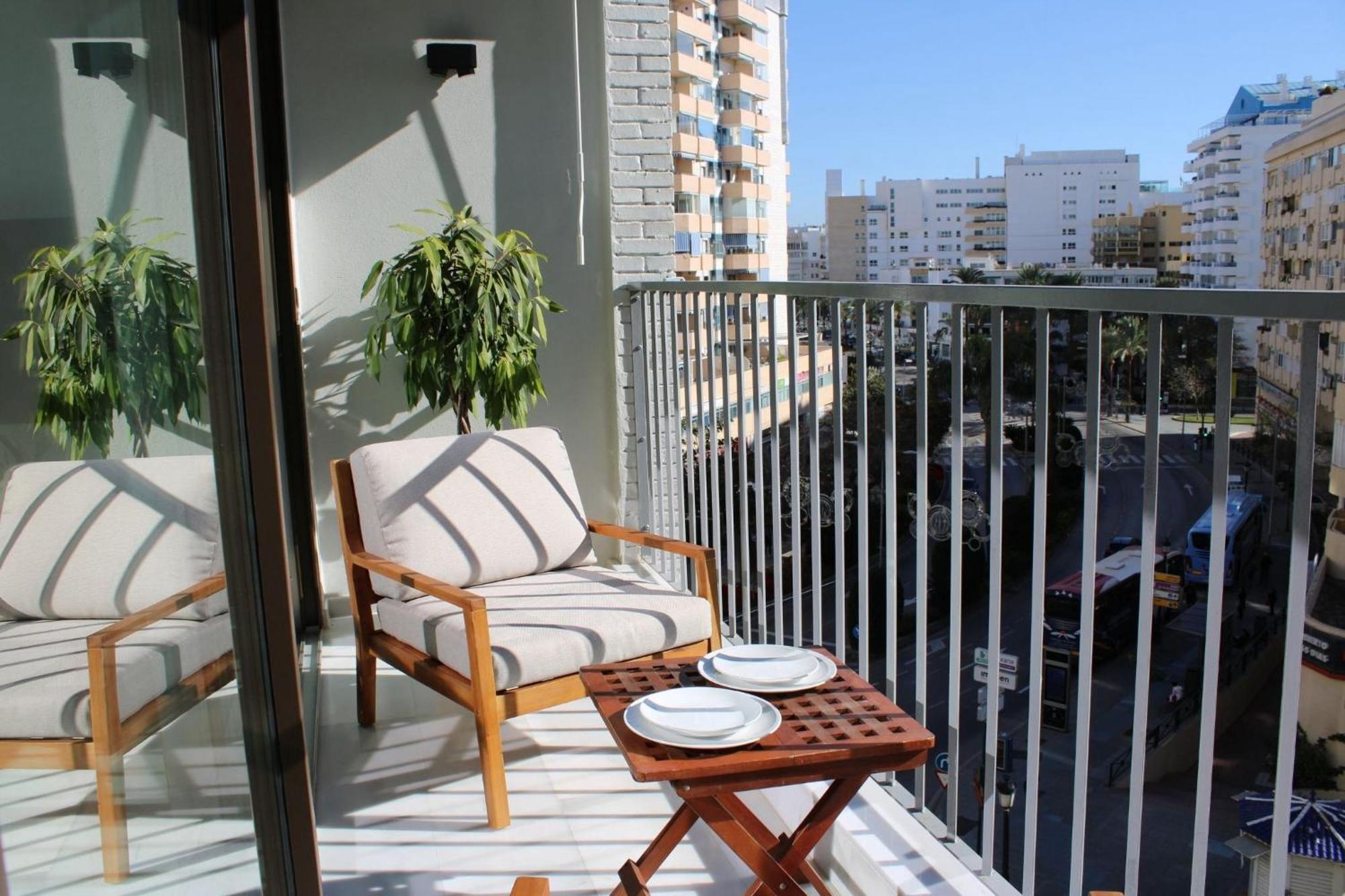 Polo 5e Jacaranda * Marbella