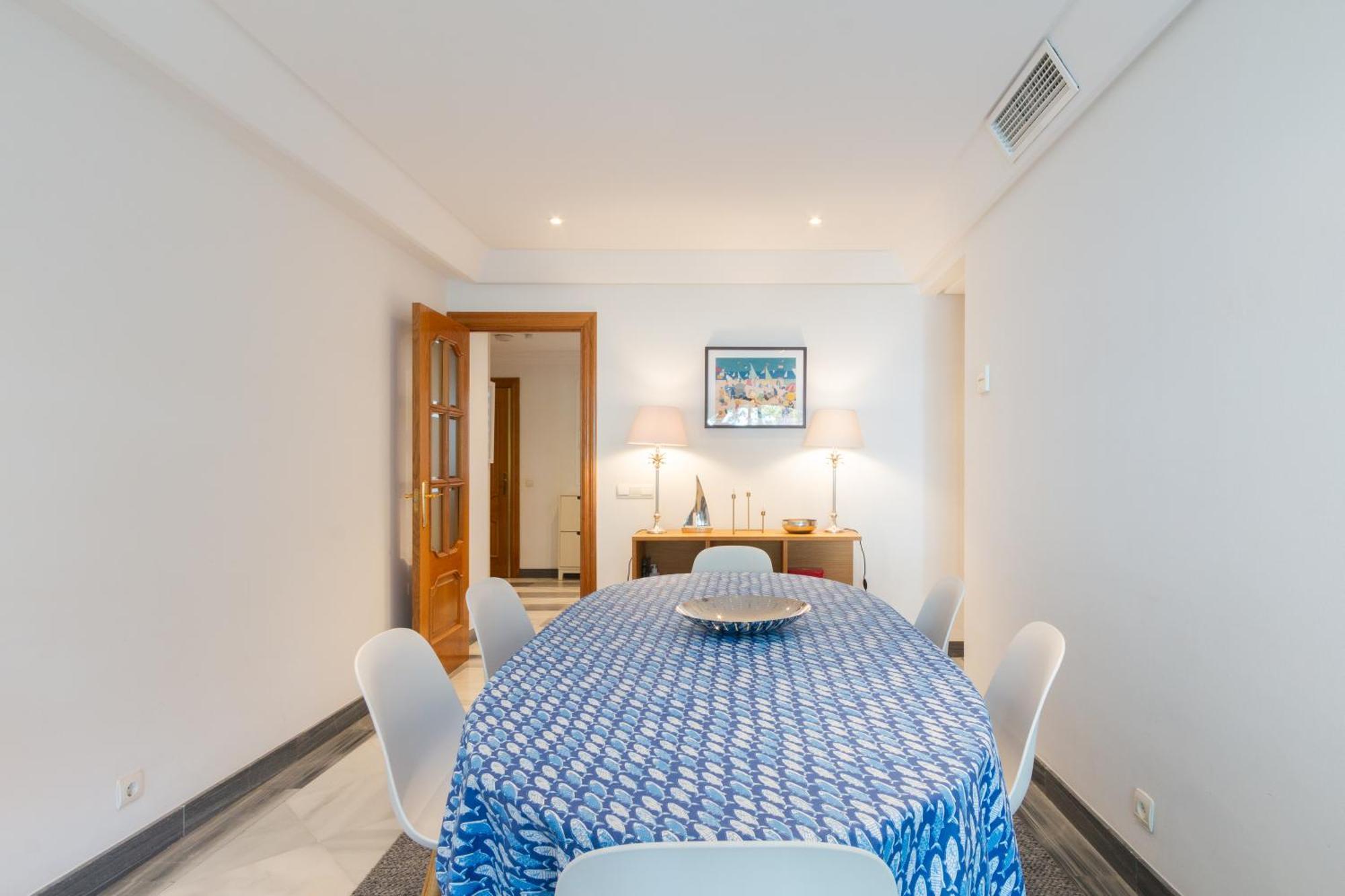 Deluxe Gran Apartment