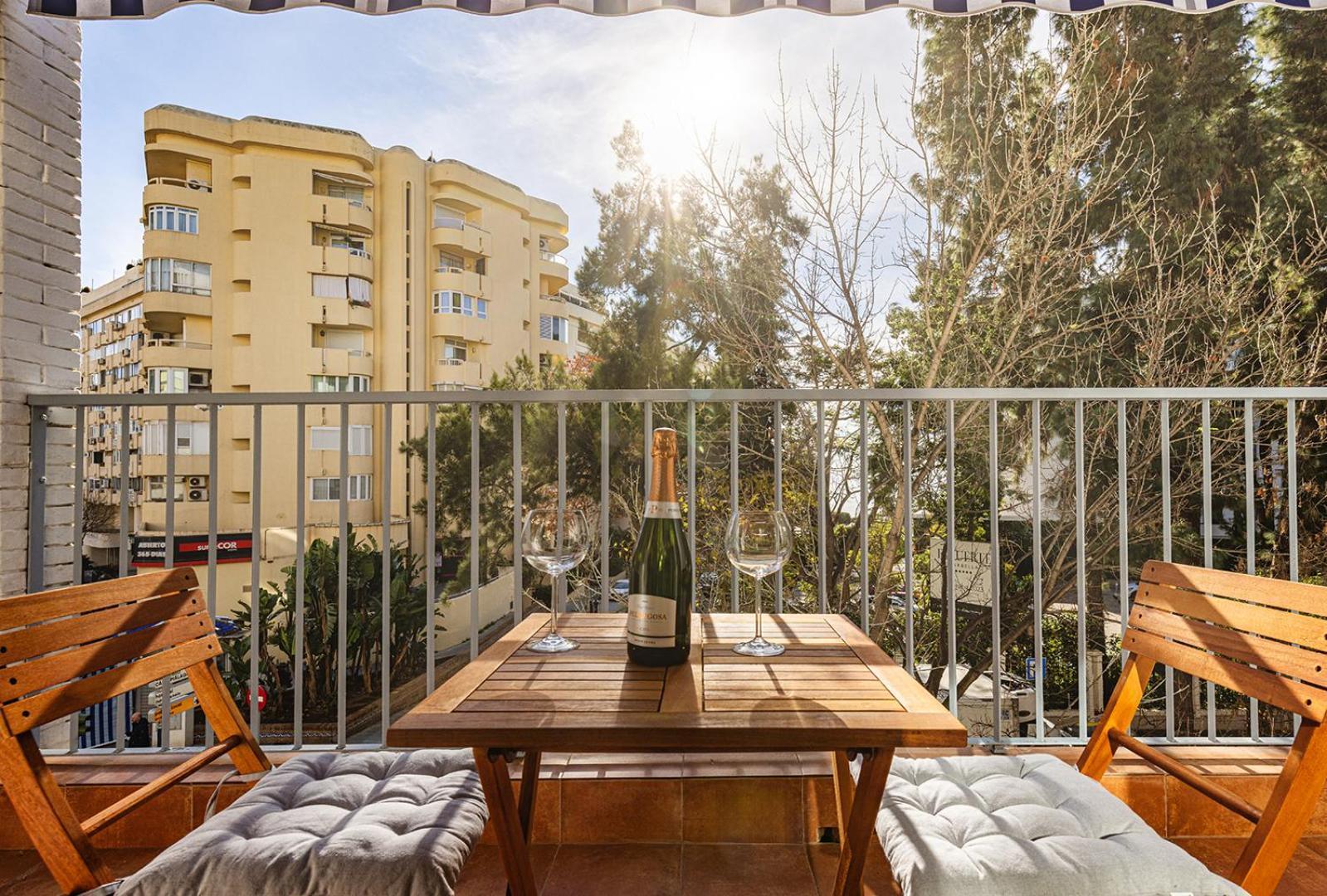 Stunning 1 Bedroom In Centre *