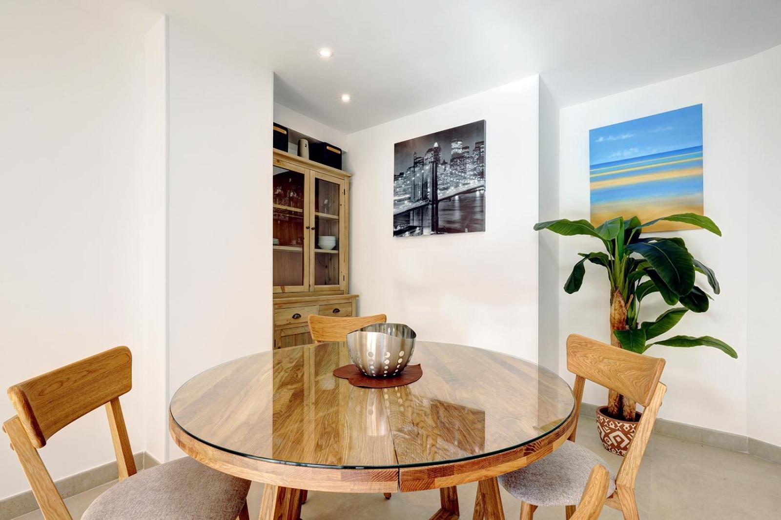 Apartment Stunning 1 Bedroom In Centre