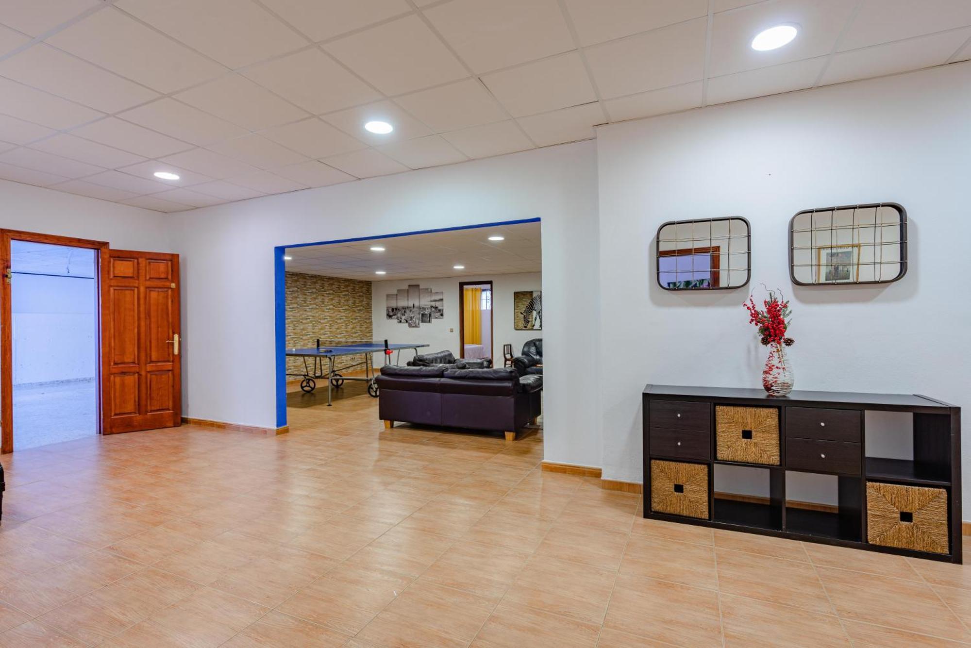 10 Luxe By Lirios Village Villa *