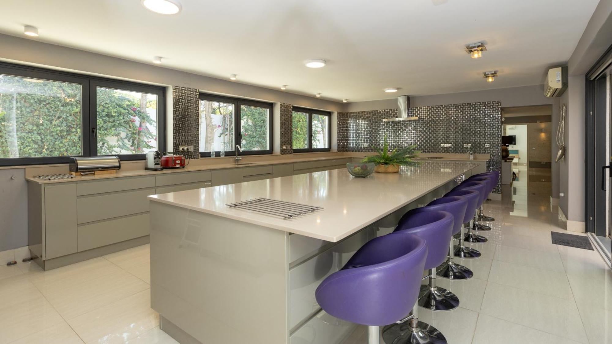 Villa Dune, Luxury Villa, 5 Min Walk To The Marbella