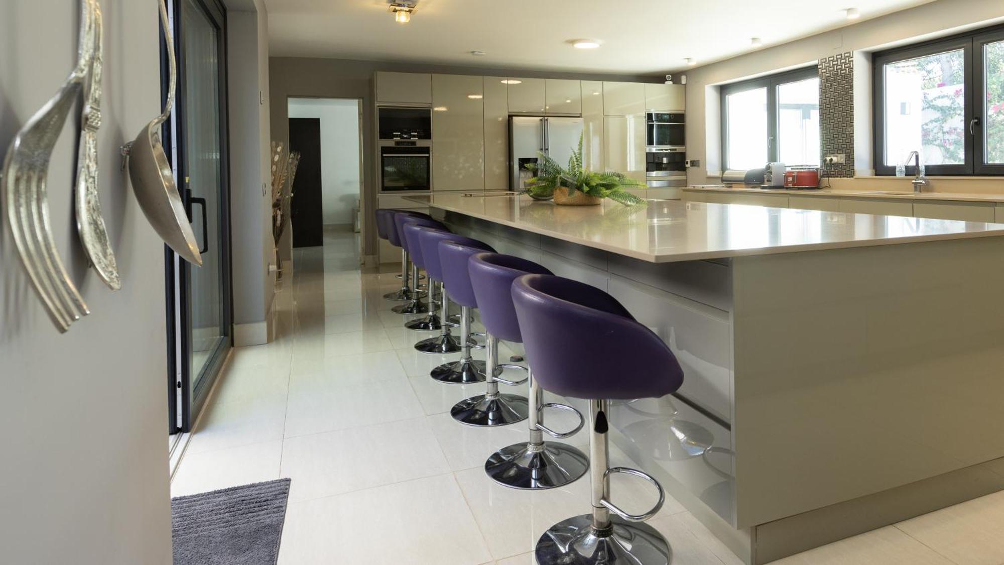 Villa Dune, Luxury Villa, 5 Min Walk To The Marbella