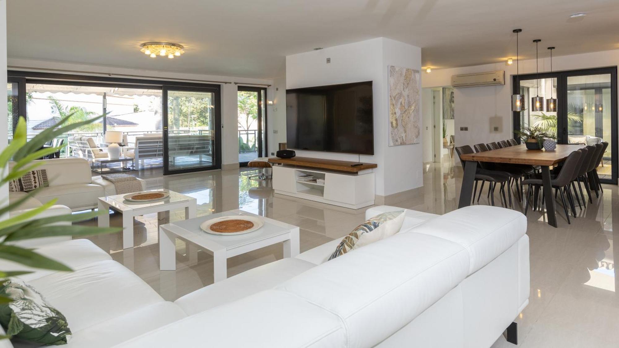 Dune, Luxury Villa, 5 Min Walk To The Villa Marbella