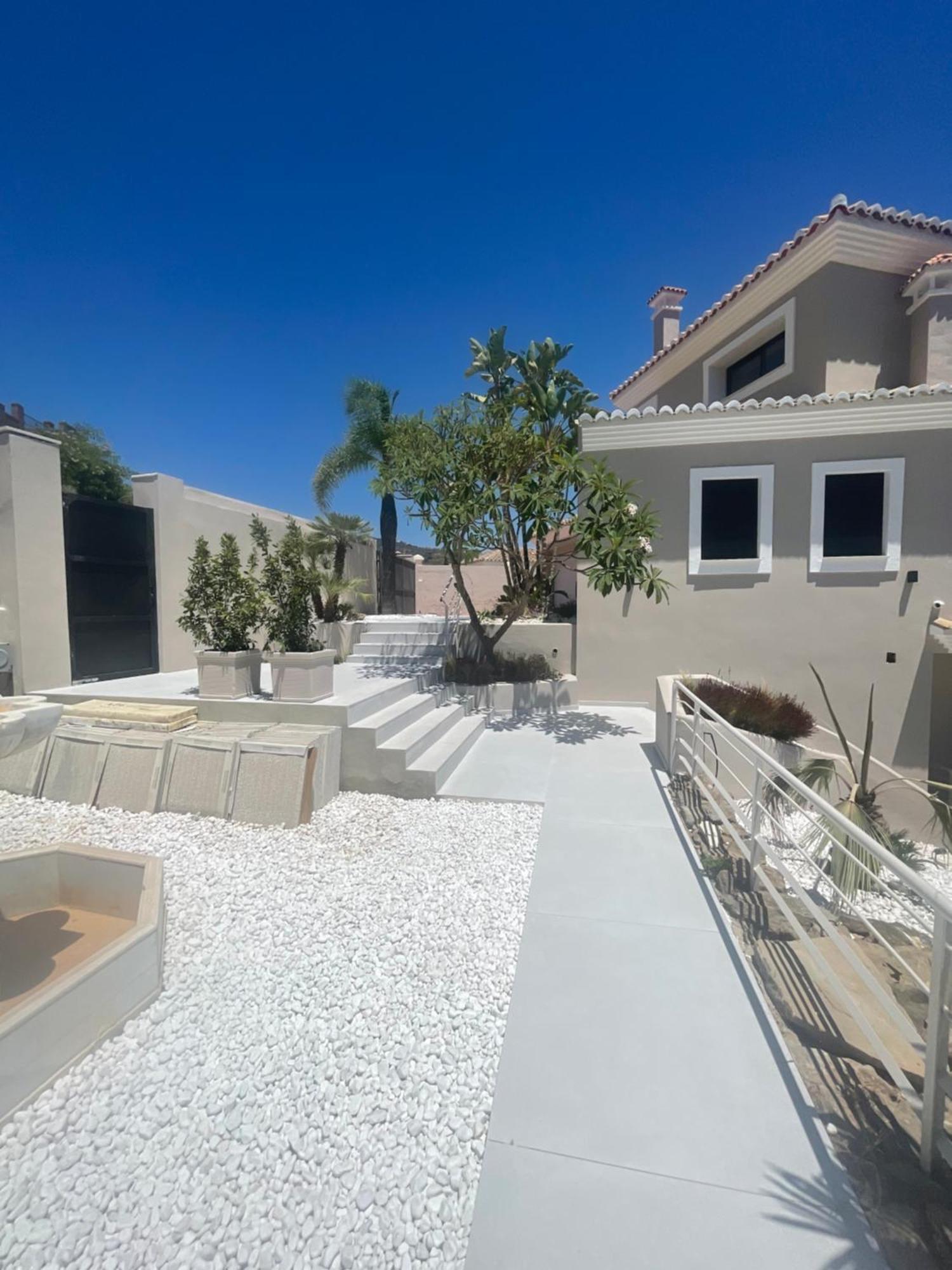 Ultimate Luxury Dream With 7 Bedrooms, Gym, And Infinity Pool Marbella