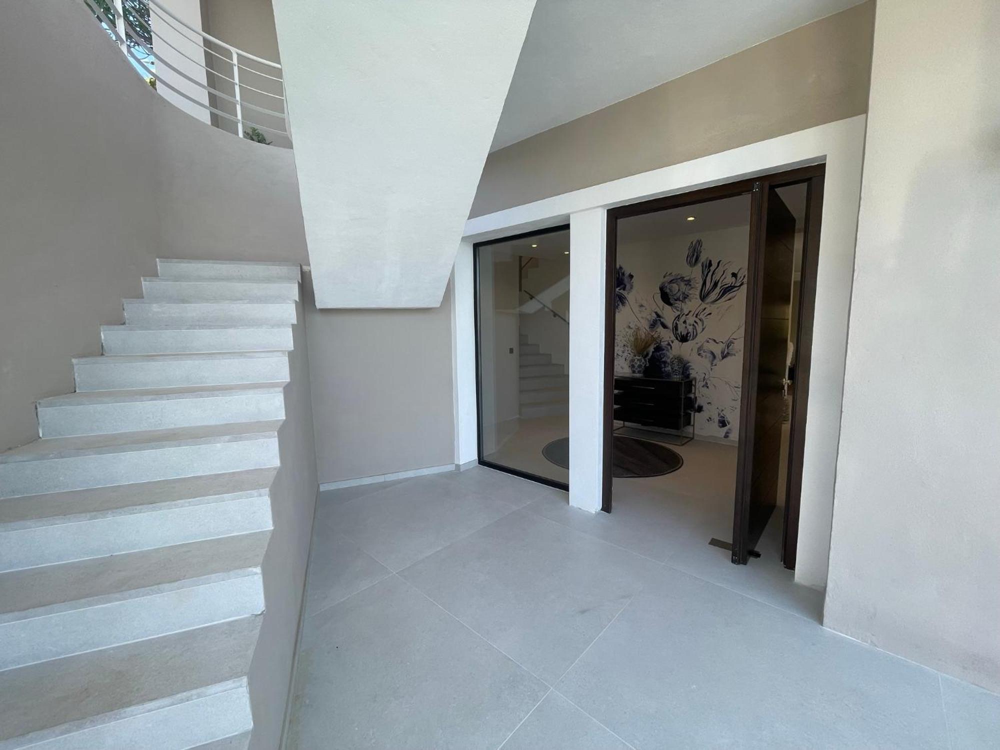 Ultimate Luxury Dream With 7 Bedrooms, Gym, And Infinity Pool