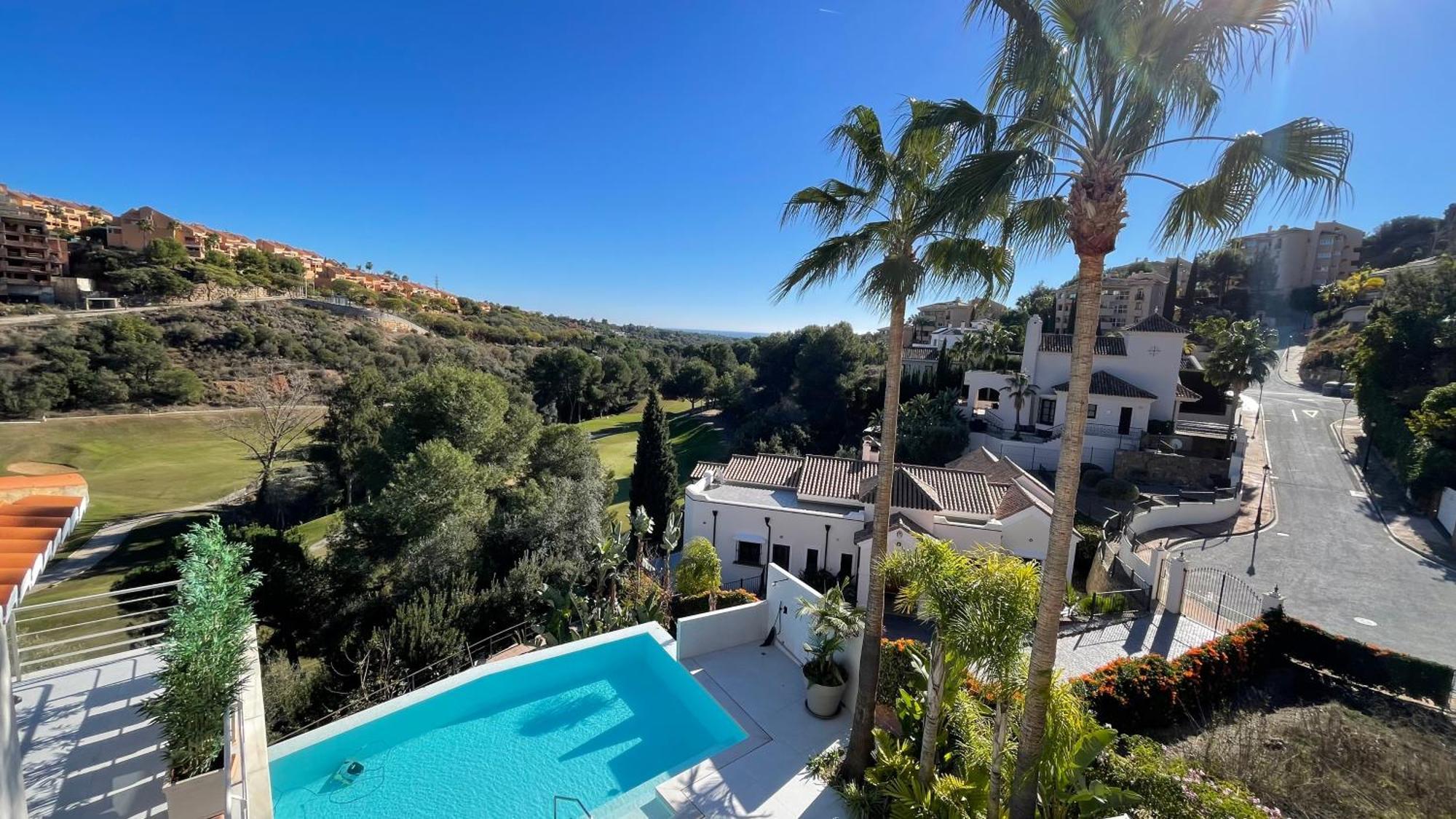 Ultimate Luxury Dream With 7 Bedrooms, Gym, And Infinity Pool *