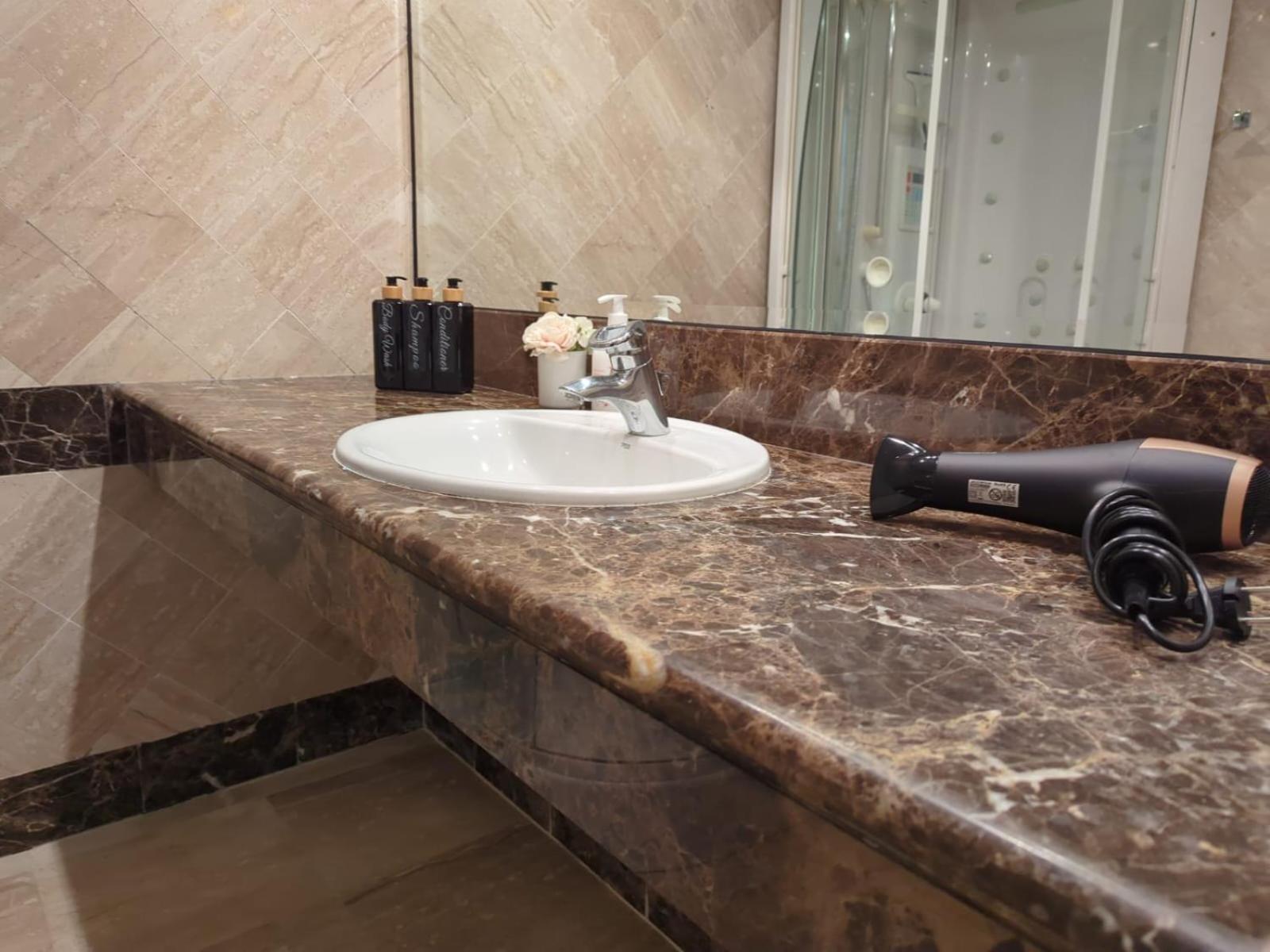 Apartment Frontline 2 Bed Apartment, San Pedro De Alcantara *