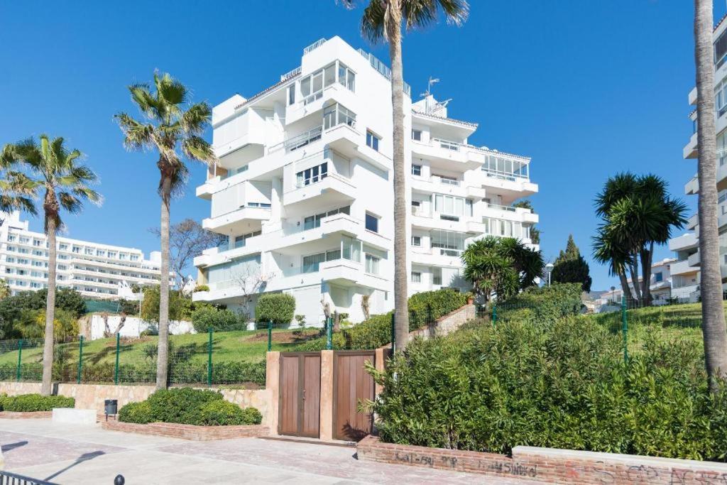 Apartamento Sea View 1st Line Free Parking Marbella