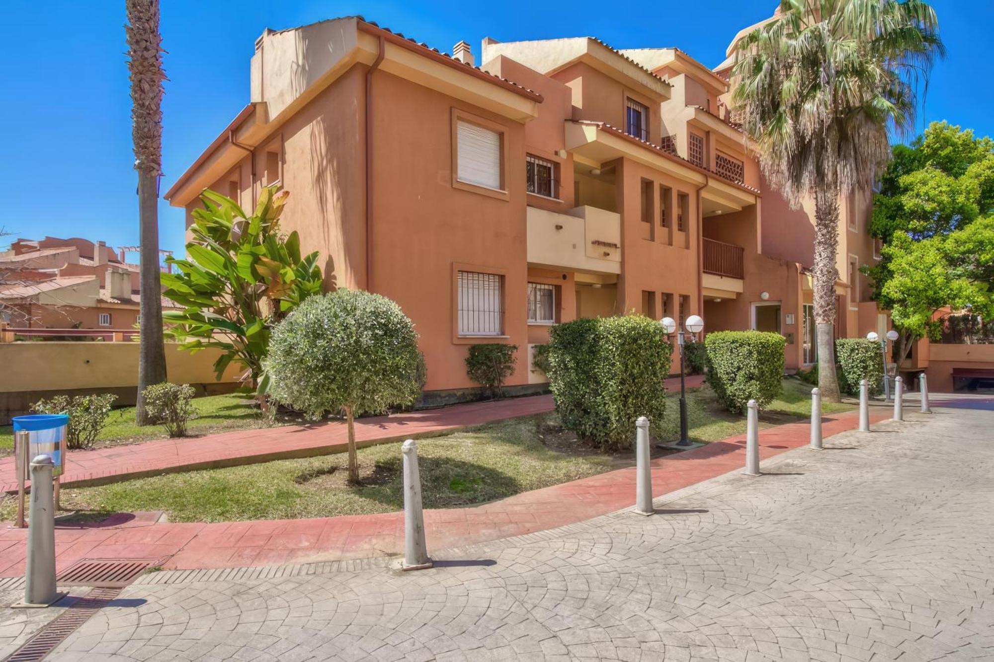 Apartamento Precioso Atico Con Vistas Al Mar *