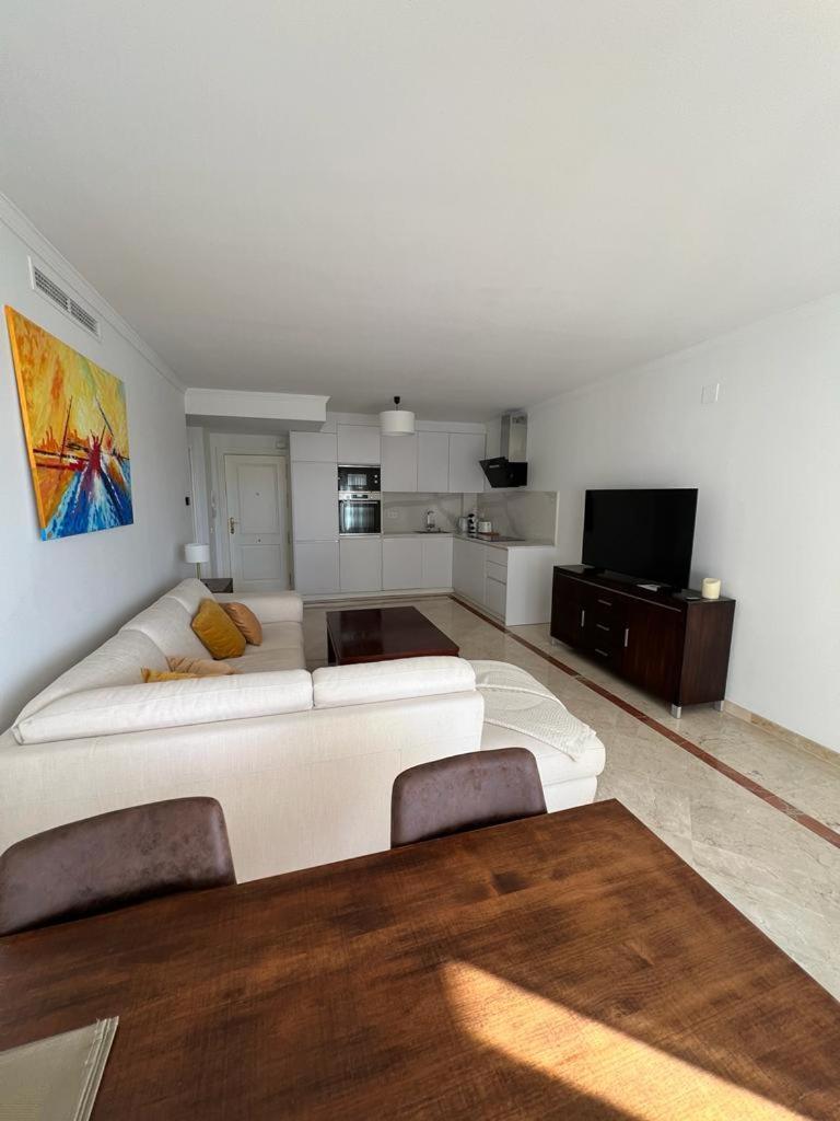 Senorio De Sea View Penthouse Apartment