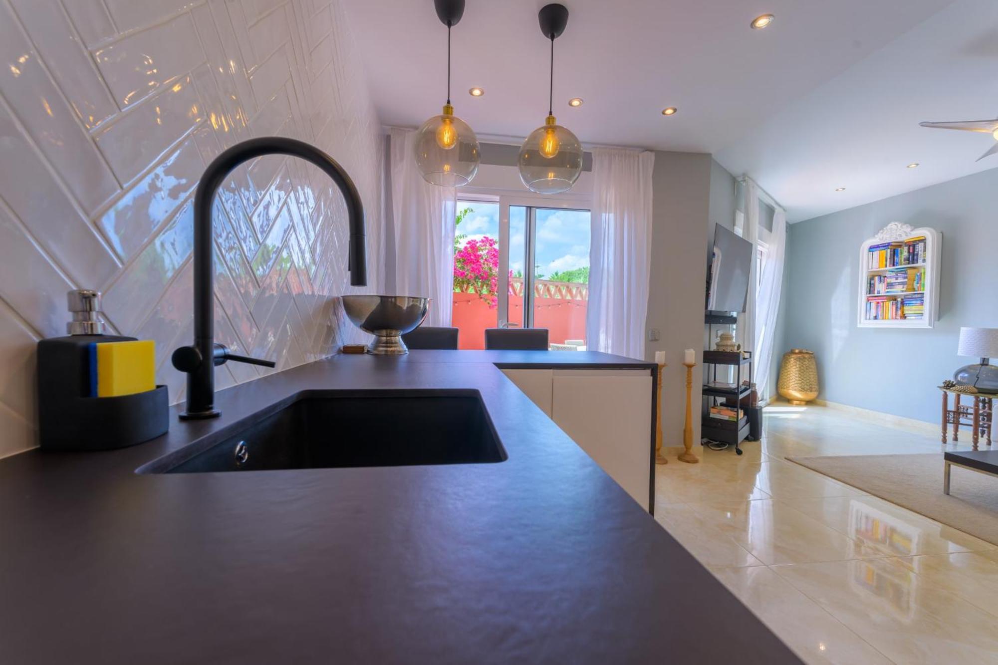 Beautiful Frontline Townhouse Vakantiehuis Marbella
