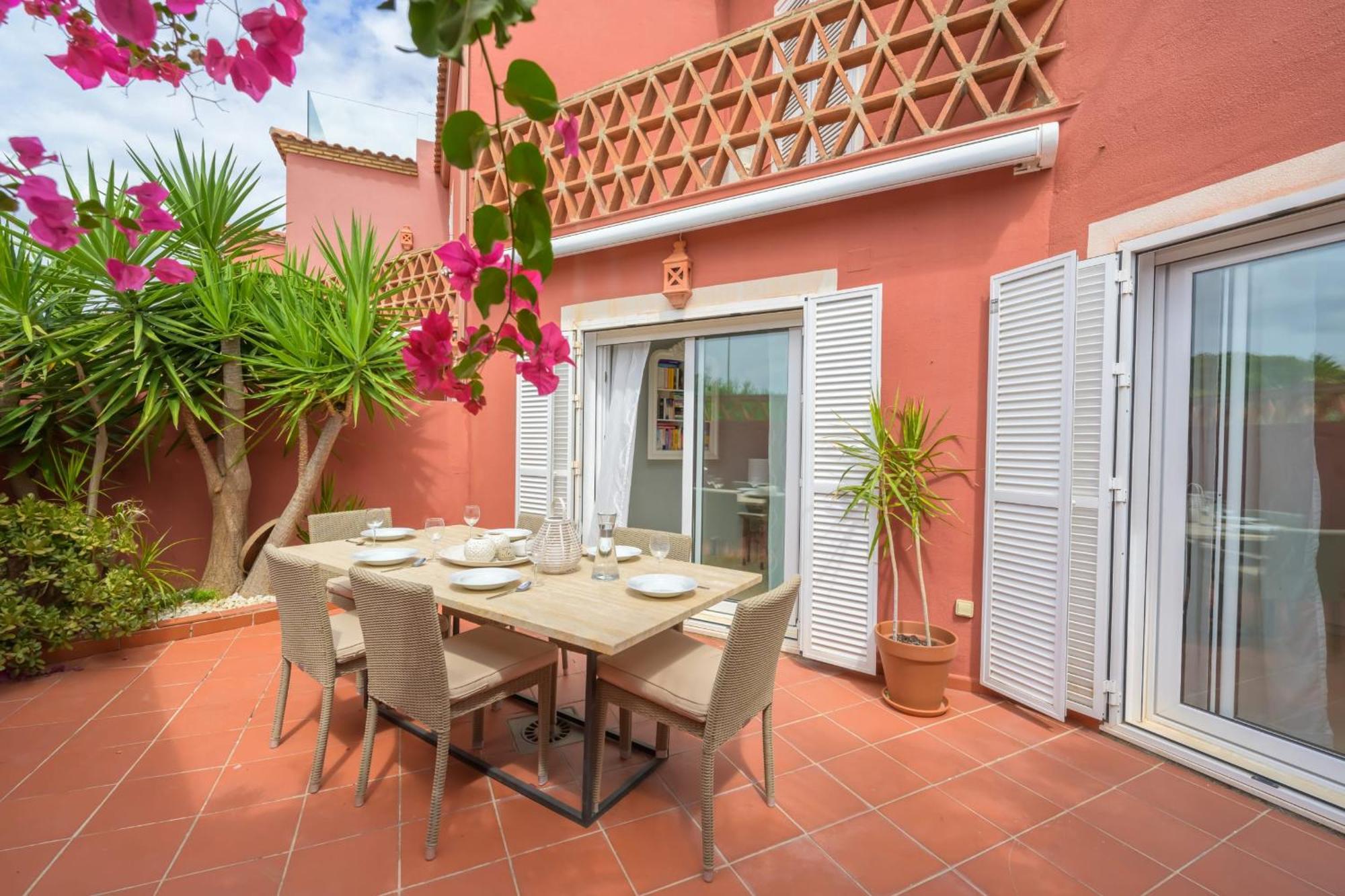 Beautiful Frontline Townhouse Marbella