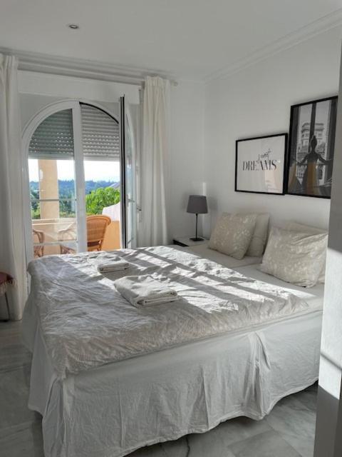 Walking Distance To Puerto Banus Sea View Marbella