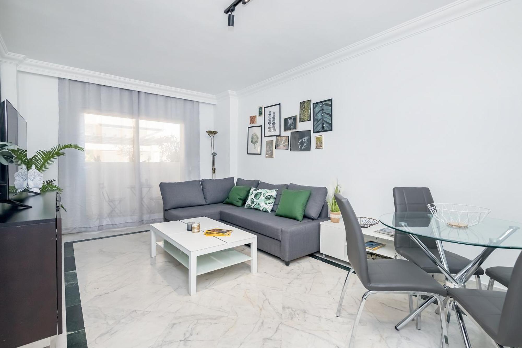 Bhost - Marina Banus Apartment *