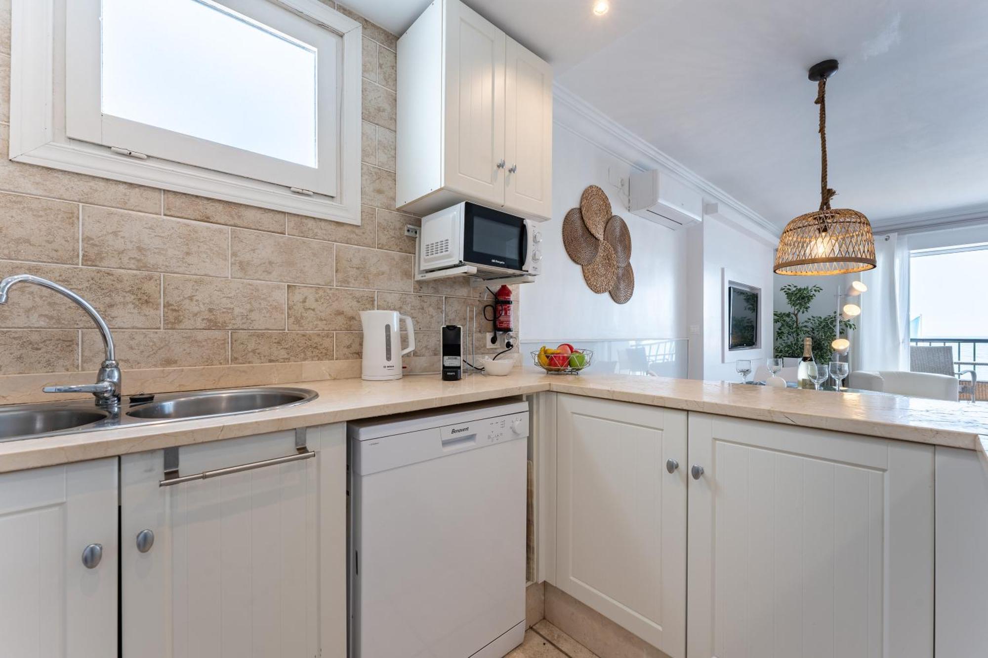 Apartment Sea Front House Micaela G Marbella