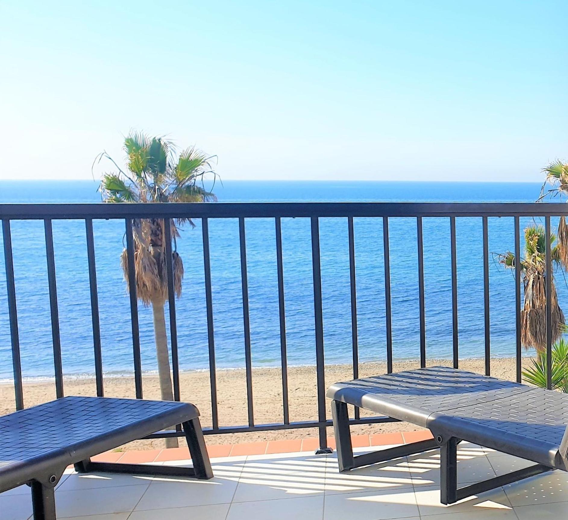 Apartment Sea Front House Micaela G *