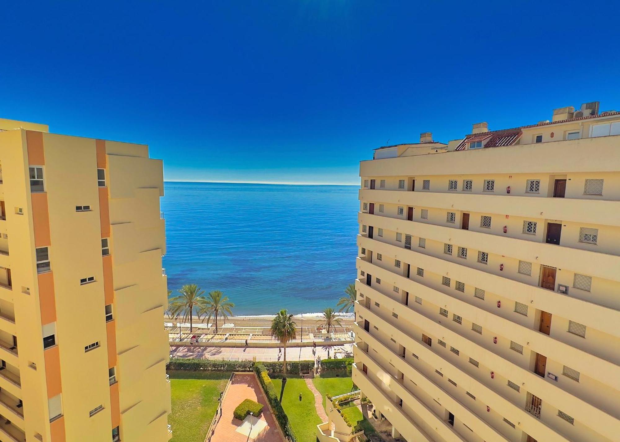Great On The Beachfront In The Center Of Apartamento