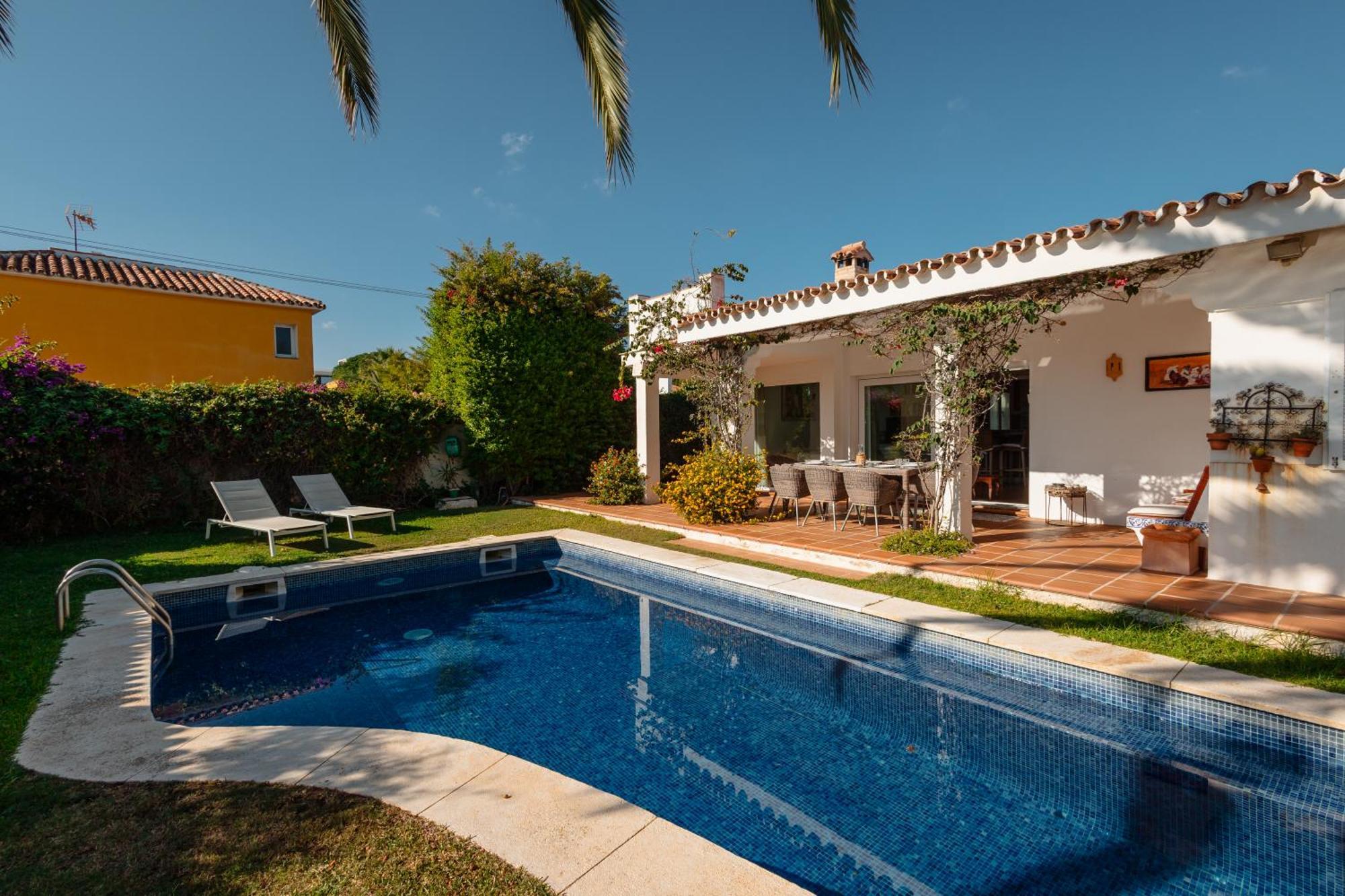 Bungalow Directly At The Beach