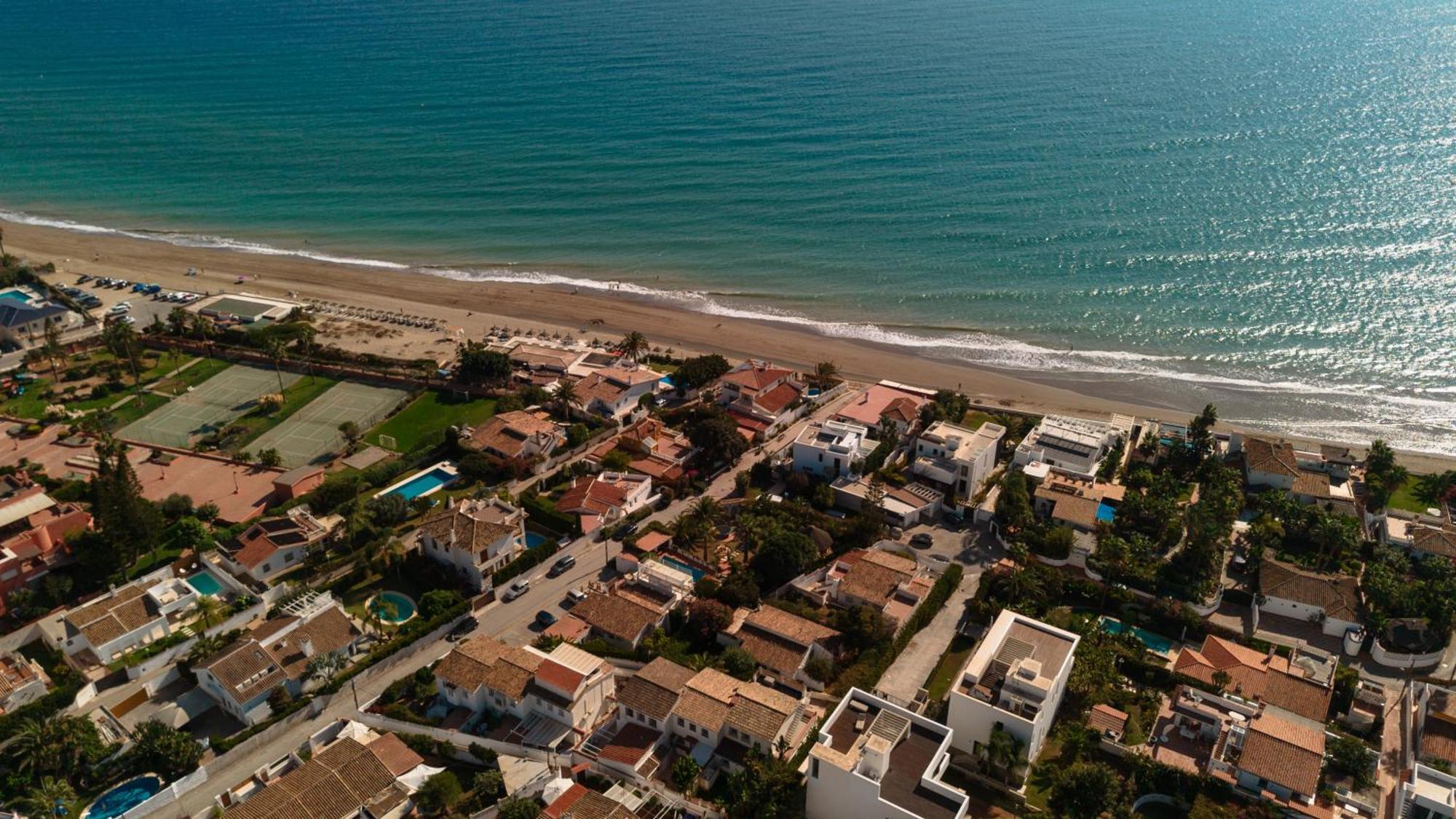 Bungalow Directly At The Beach Marbella