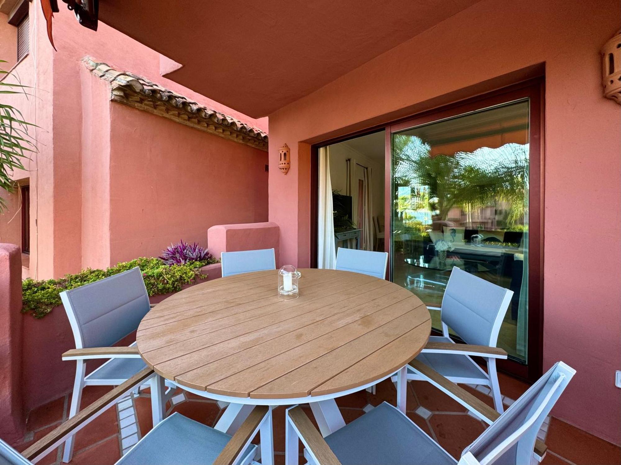 Alicate Apartment Marbella