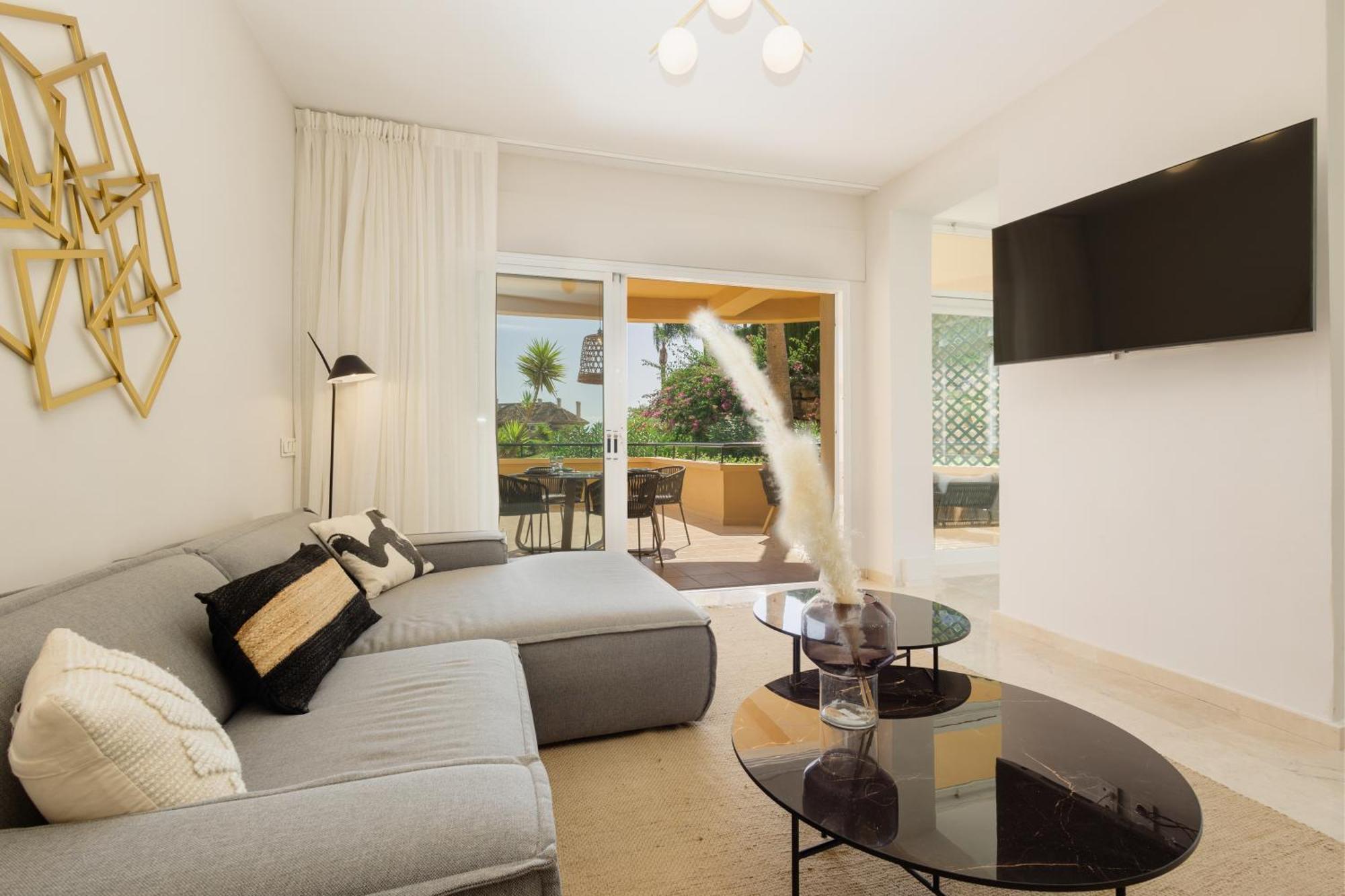 Appartement Luxurious Frontline Golf In Elviria Marbella