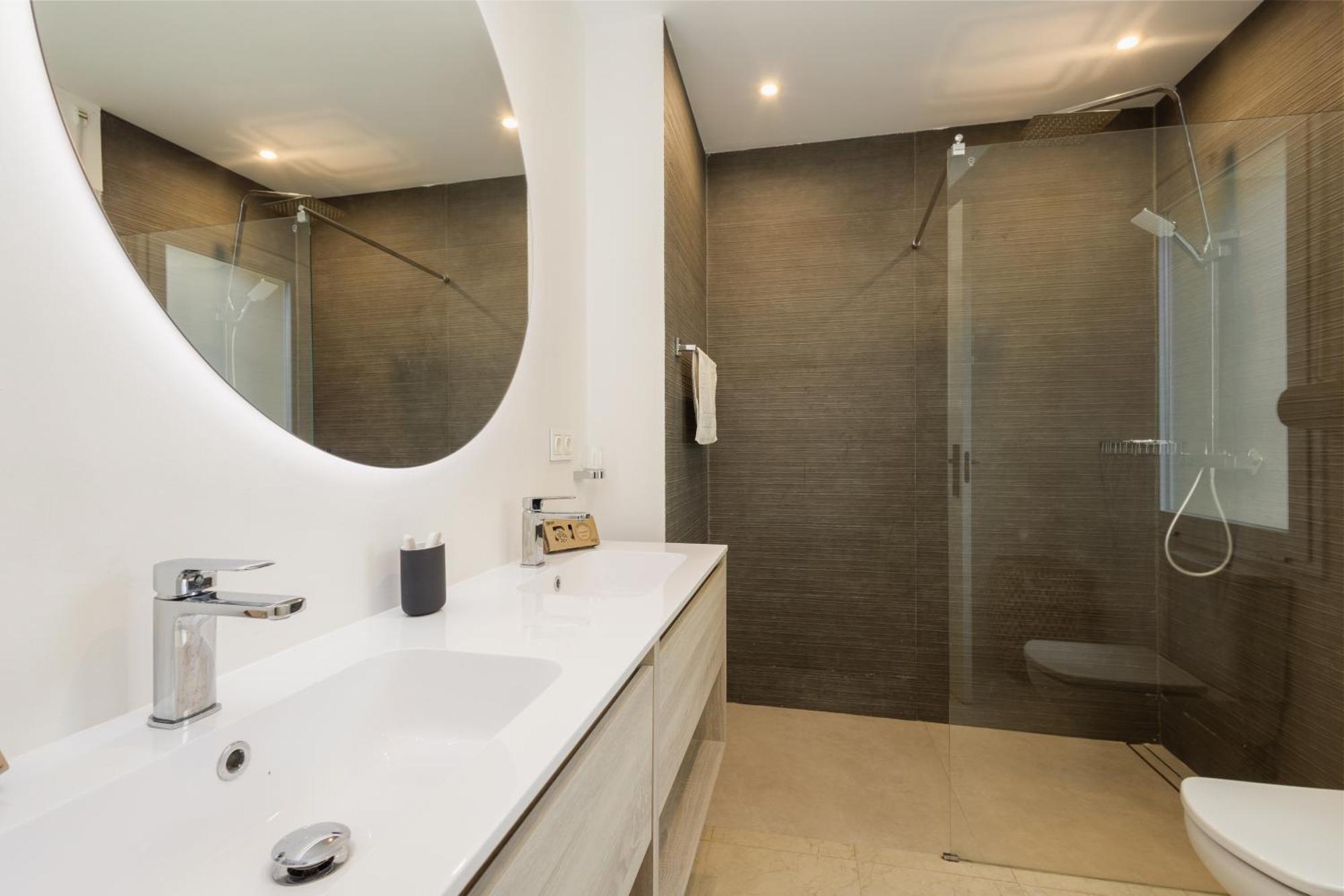 Luxurious Frontline Golf In Elviria Appartement *