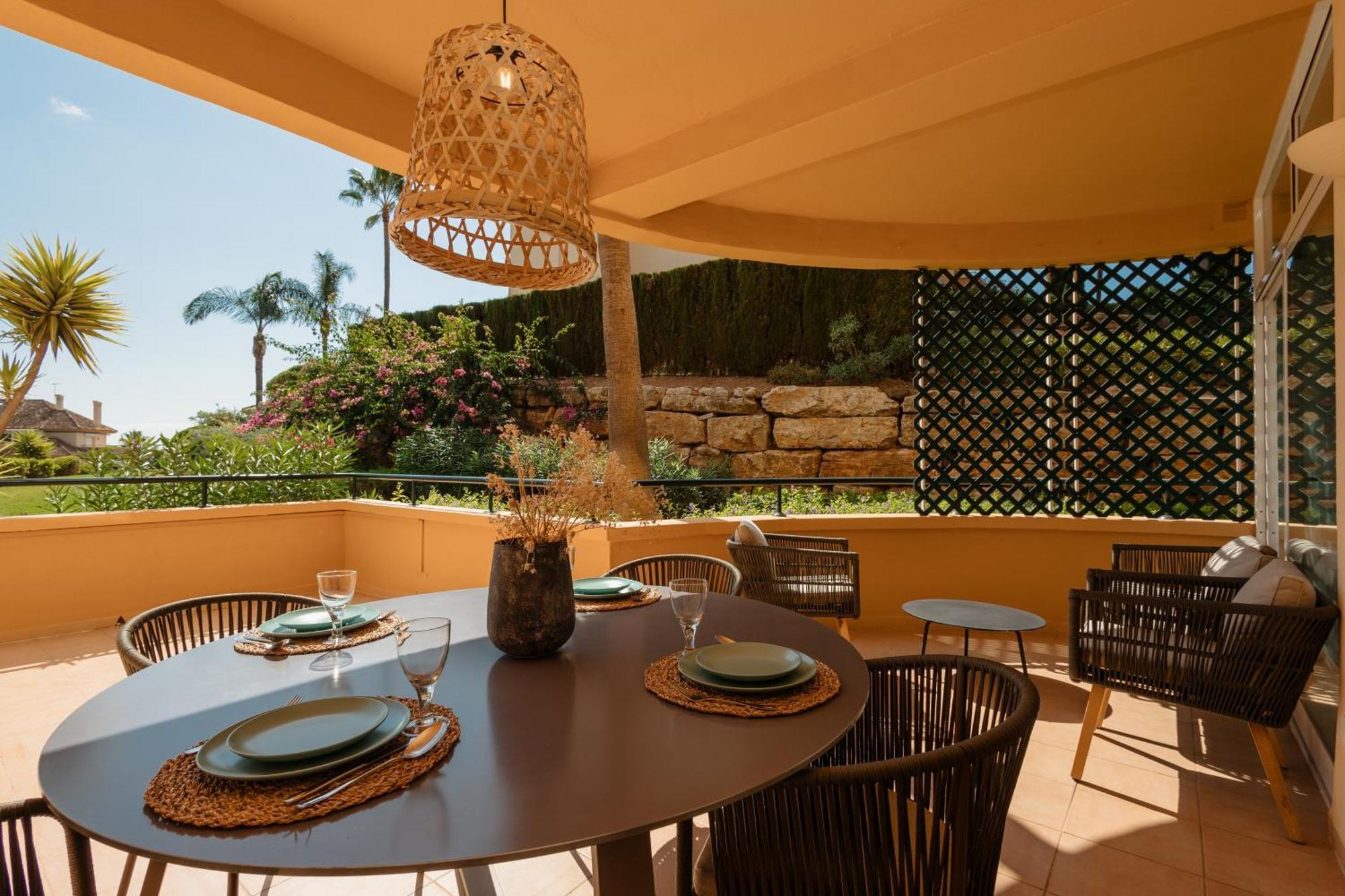 Luxurious Frontline Golf In Elviria * Marbella