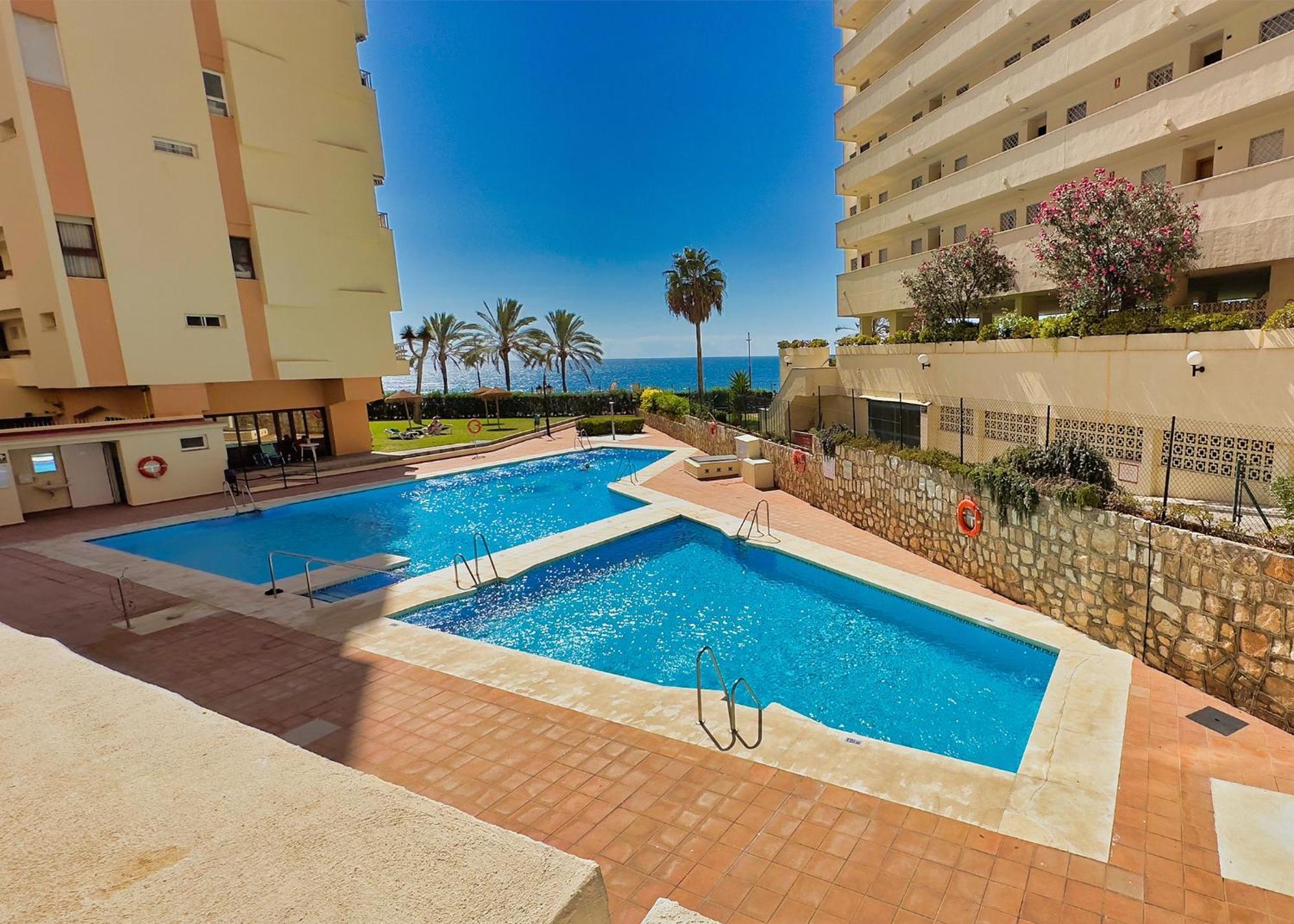 Modern Renovated One Bed In Edificio Apolo Center * Marbella