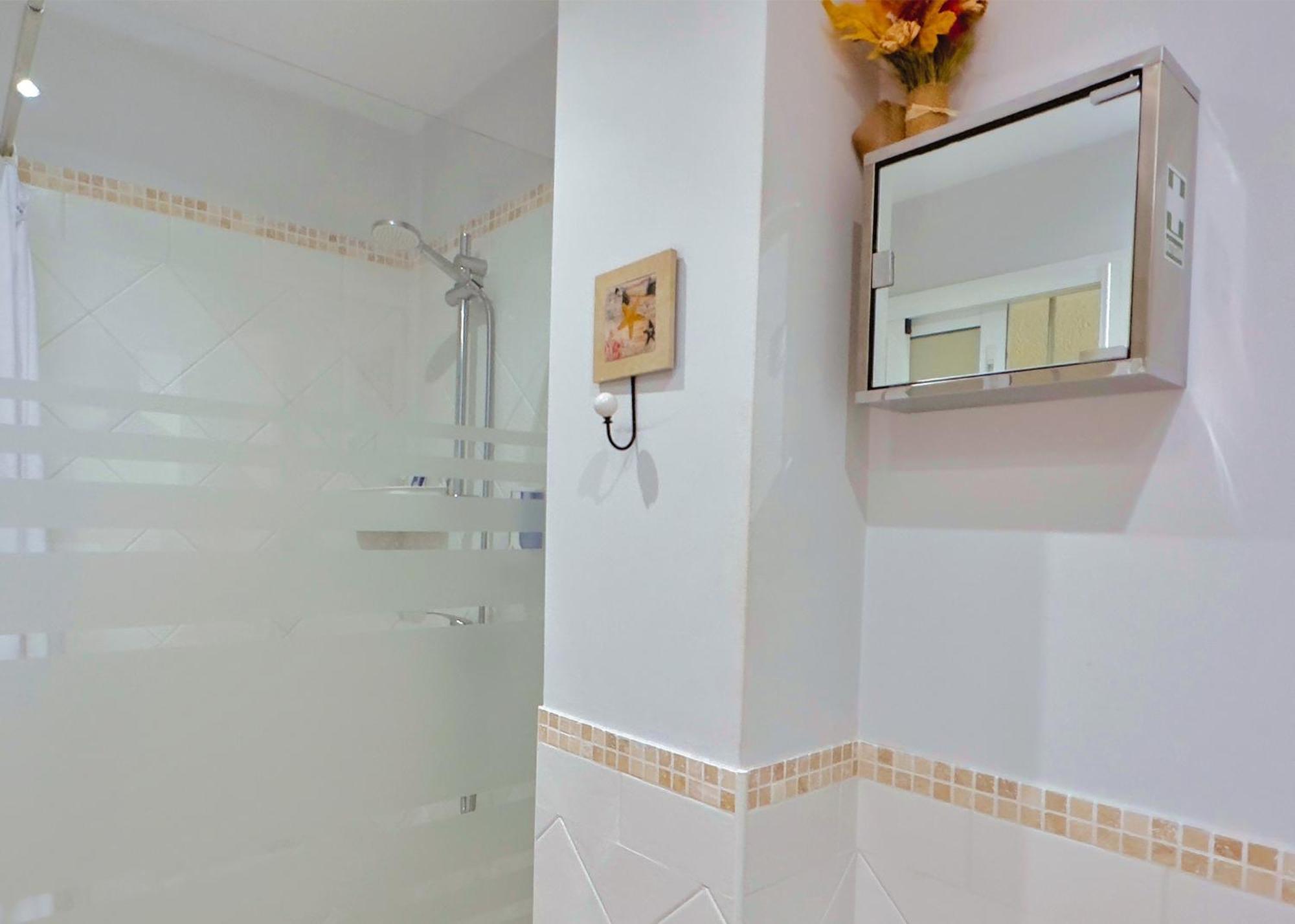 Modern Renovated One Bed In Edificio Apolo Center *