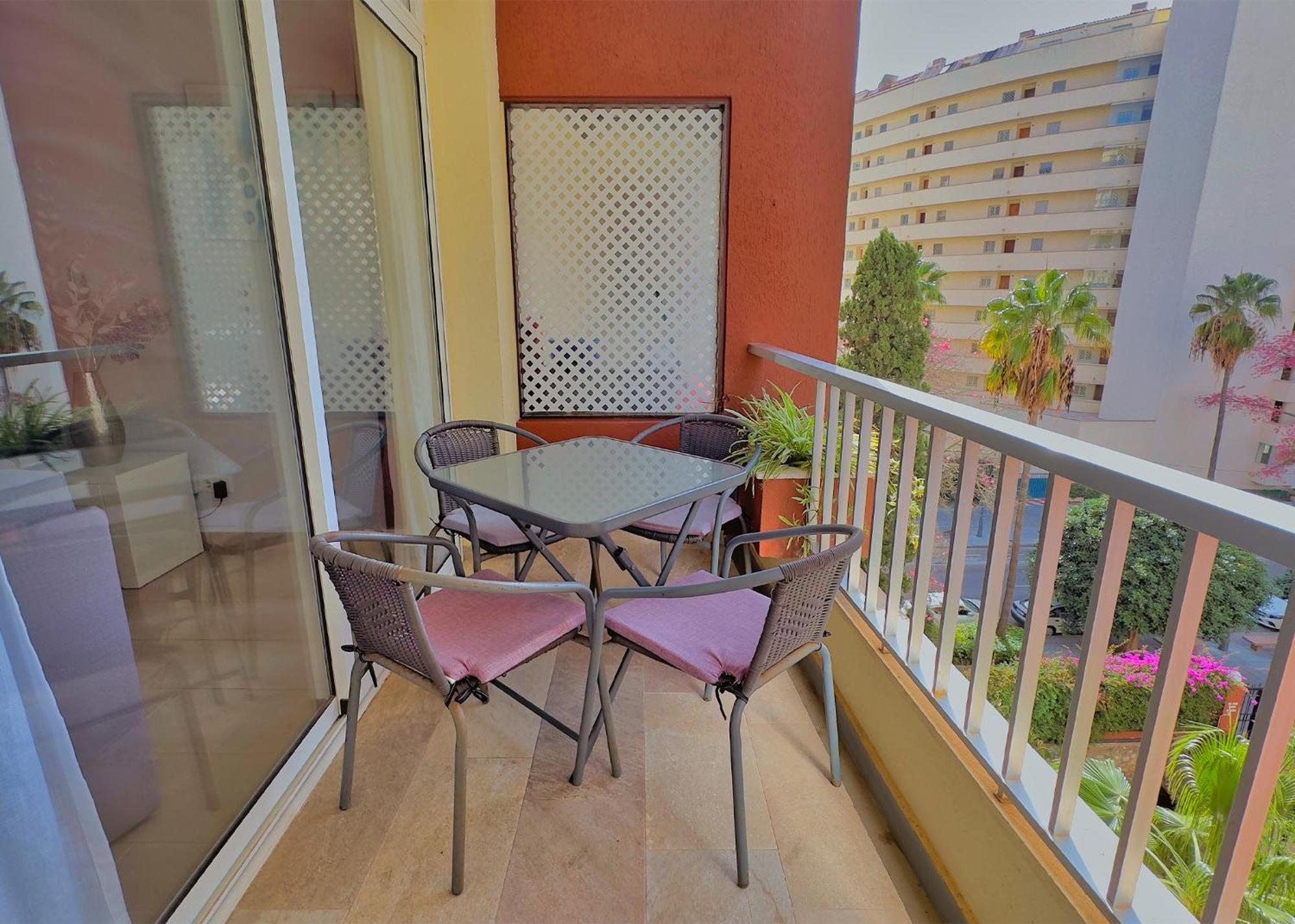 Modern Renovated One Bed In Edificio Apolo Center Appartement Marbella