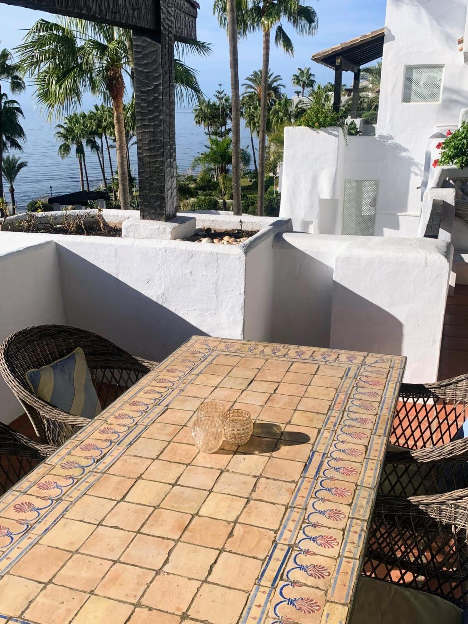Appartement Puente Luxury Penthouse, Beachside & Sea Views