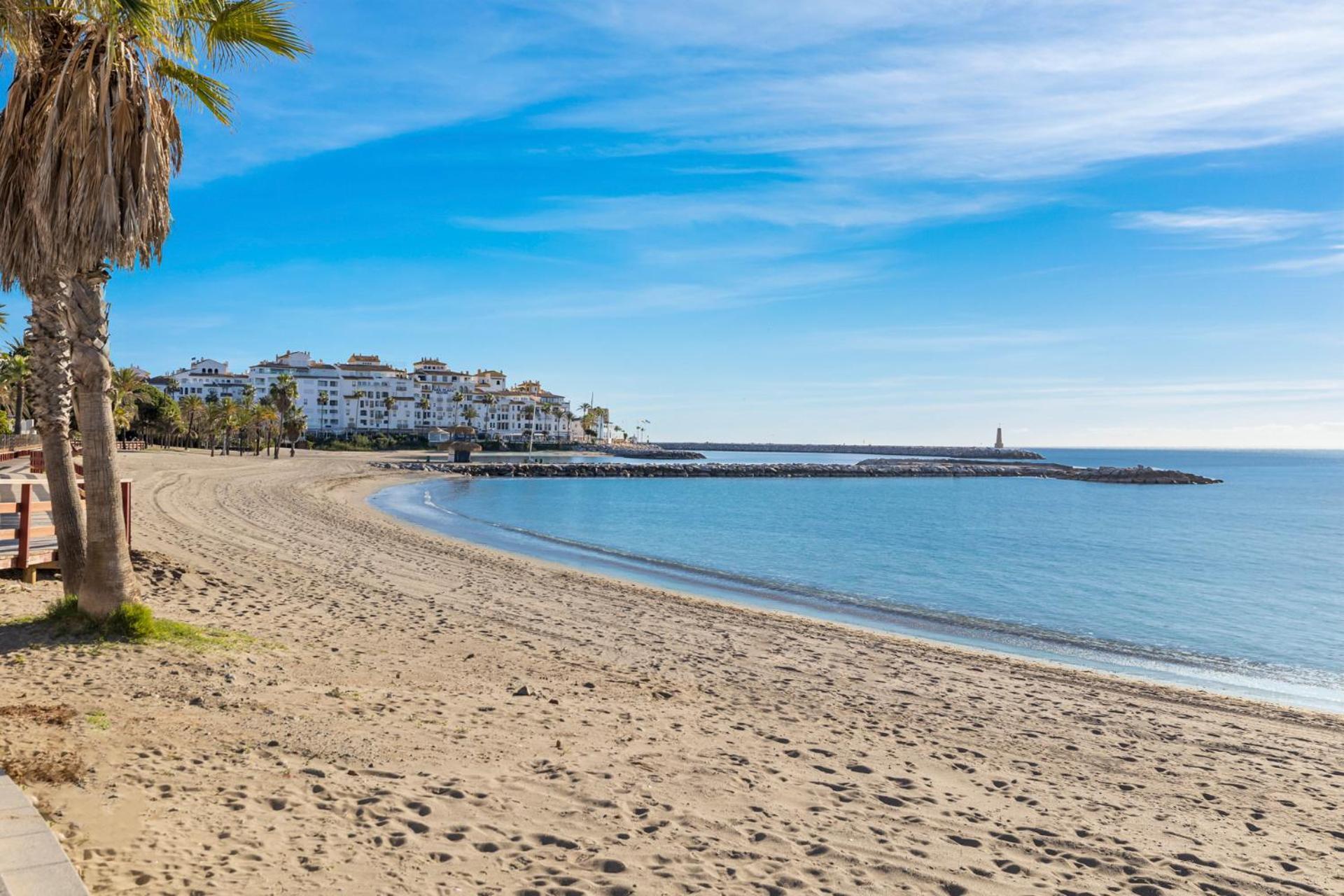 Charming And Spacious In Medina Garden - Puerto Banus *