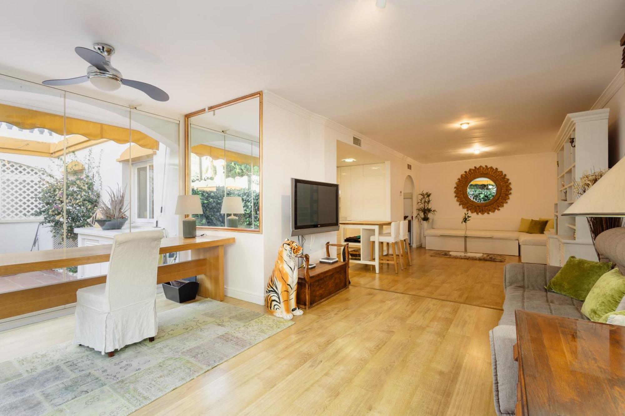 Ground Floor Holiday Apartment With Terrace And Pool In Puerto Banus, Marbella * Marbella