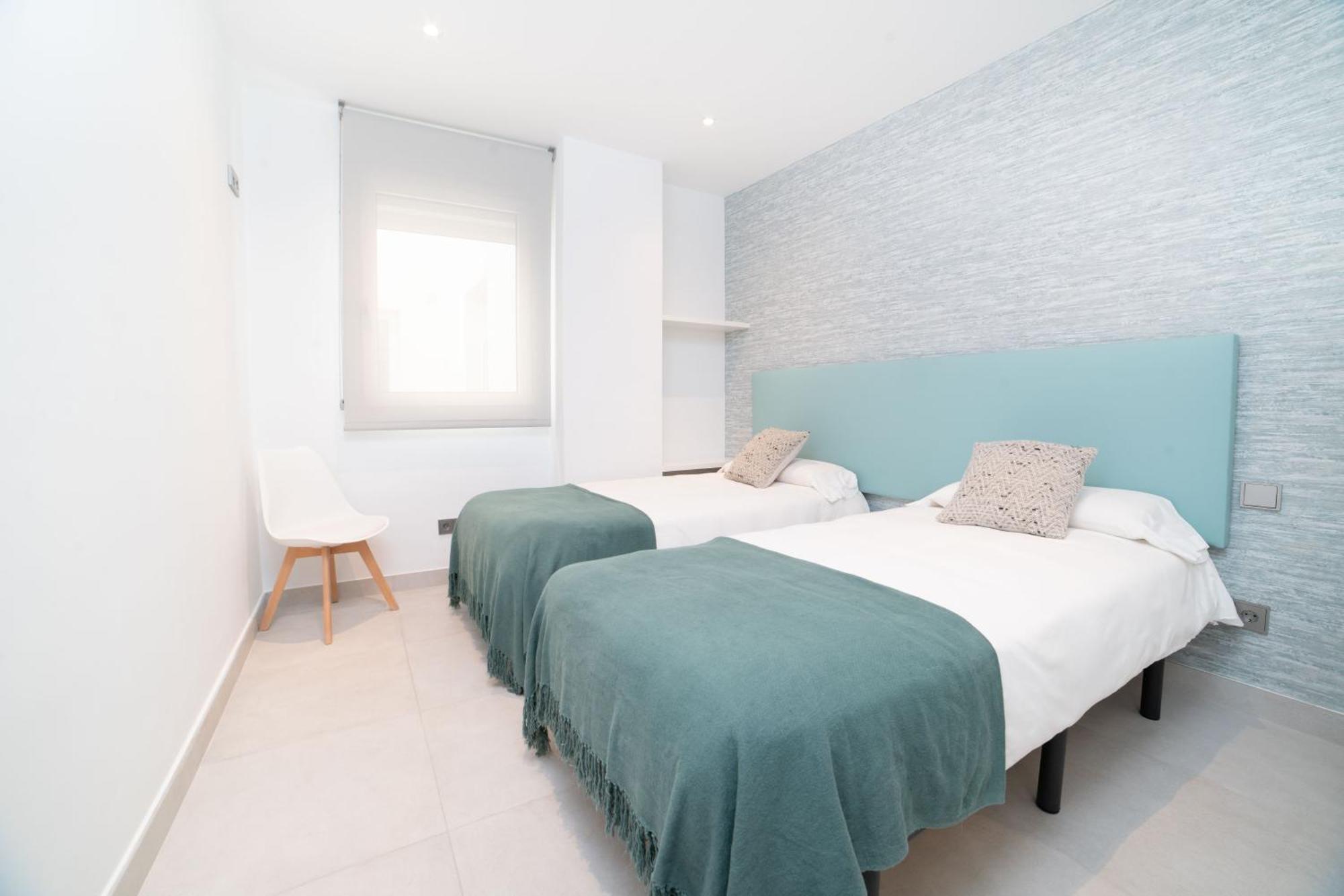 Modern 2 Bedroom Apartment, With Sea Views, In Playas Del Duque - Puerto Banus Apartment *