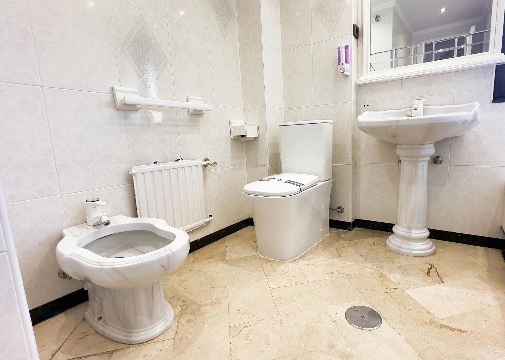 Parque Three Bedroom Apartment *