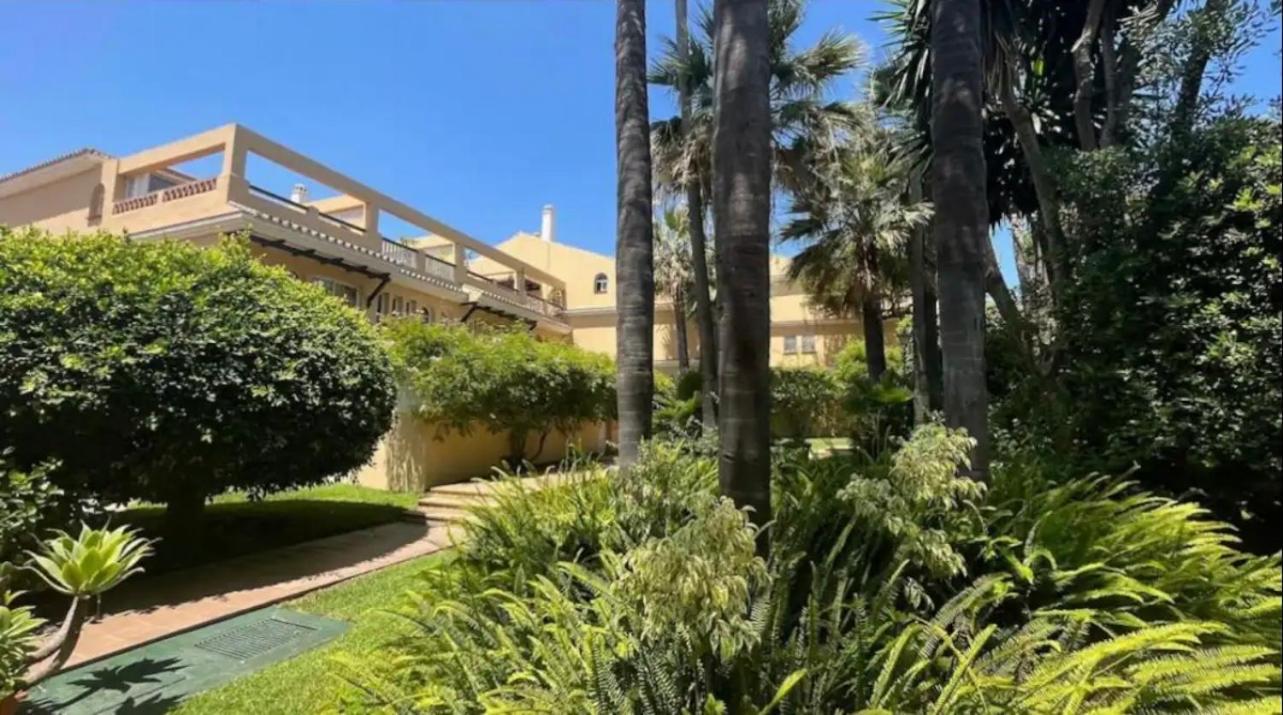 Apartment Elviria *