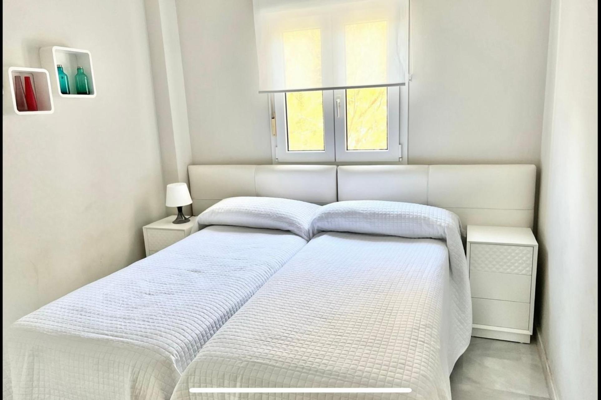 - Alicate Beachfront Apartment-9 * Marbella