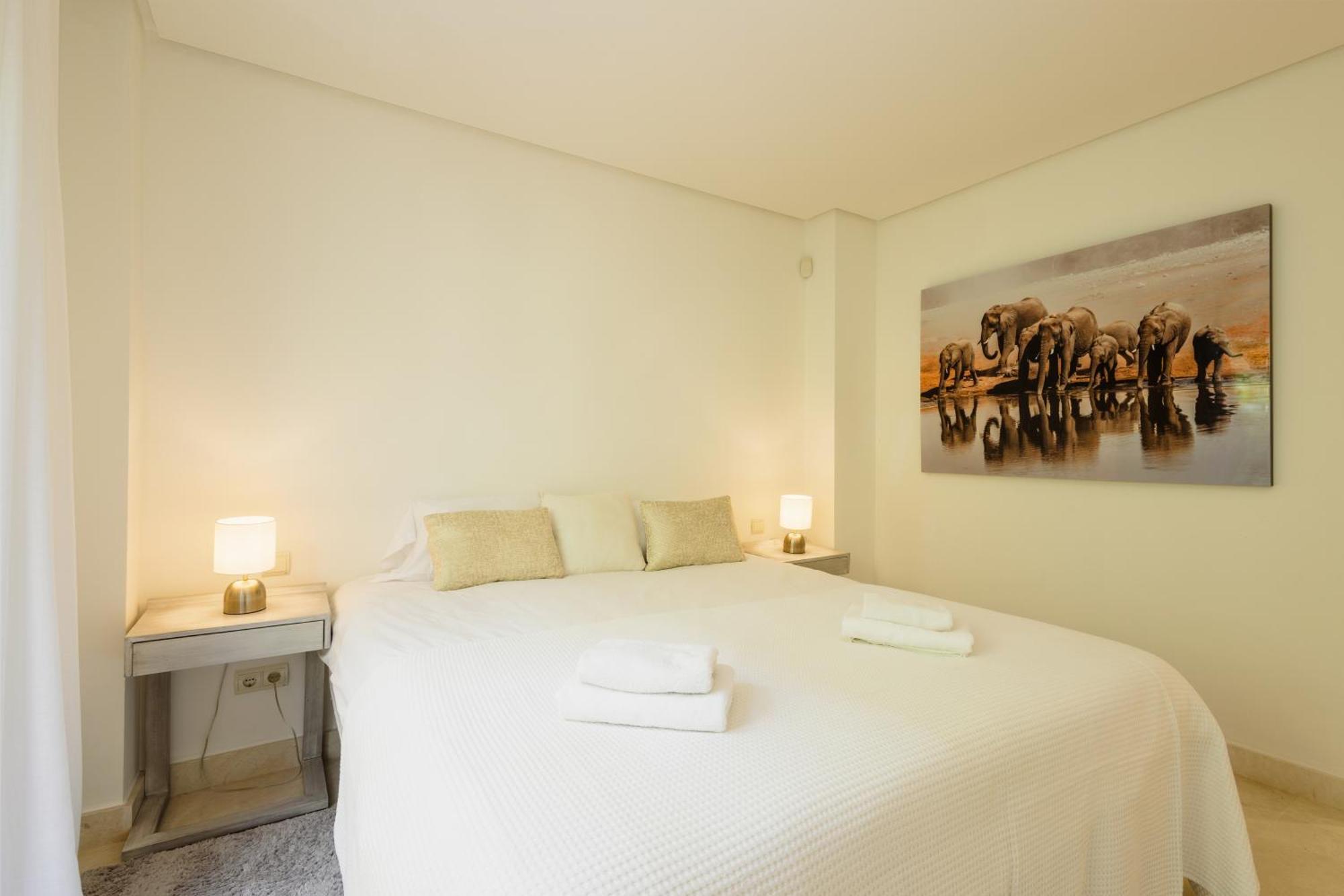 Penthouse With Sea Views In Nueva Andalucia * Marbella