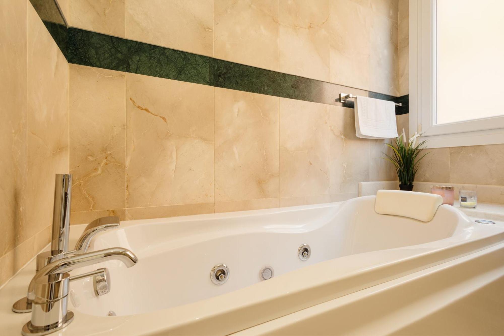 Penthouse With Sea Views In Nueva Andalucia * Marbella