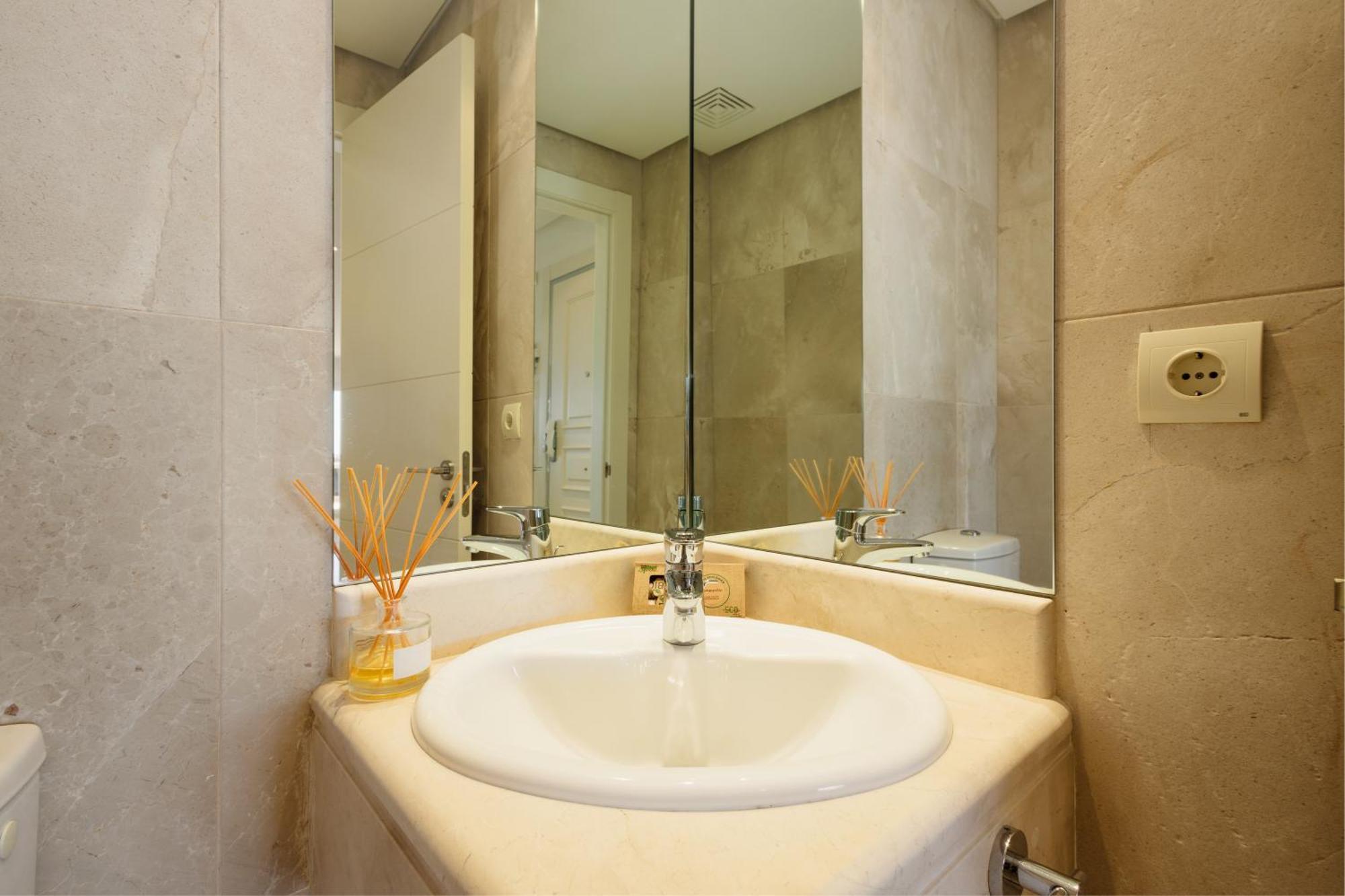 Penthouse With Sea Views In Nueva Andalucia * Marbella