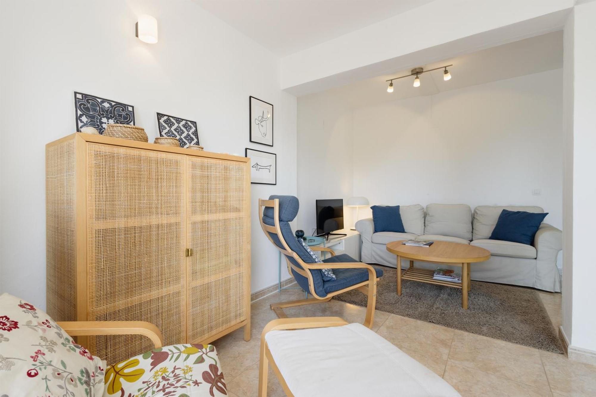 Cozy At The In Costabella, Holiday home *
